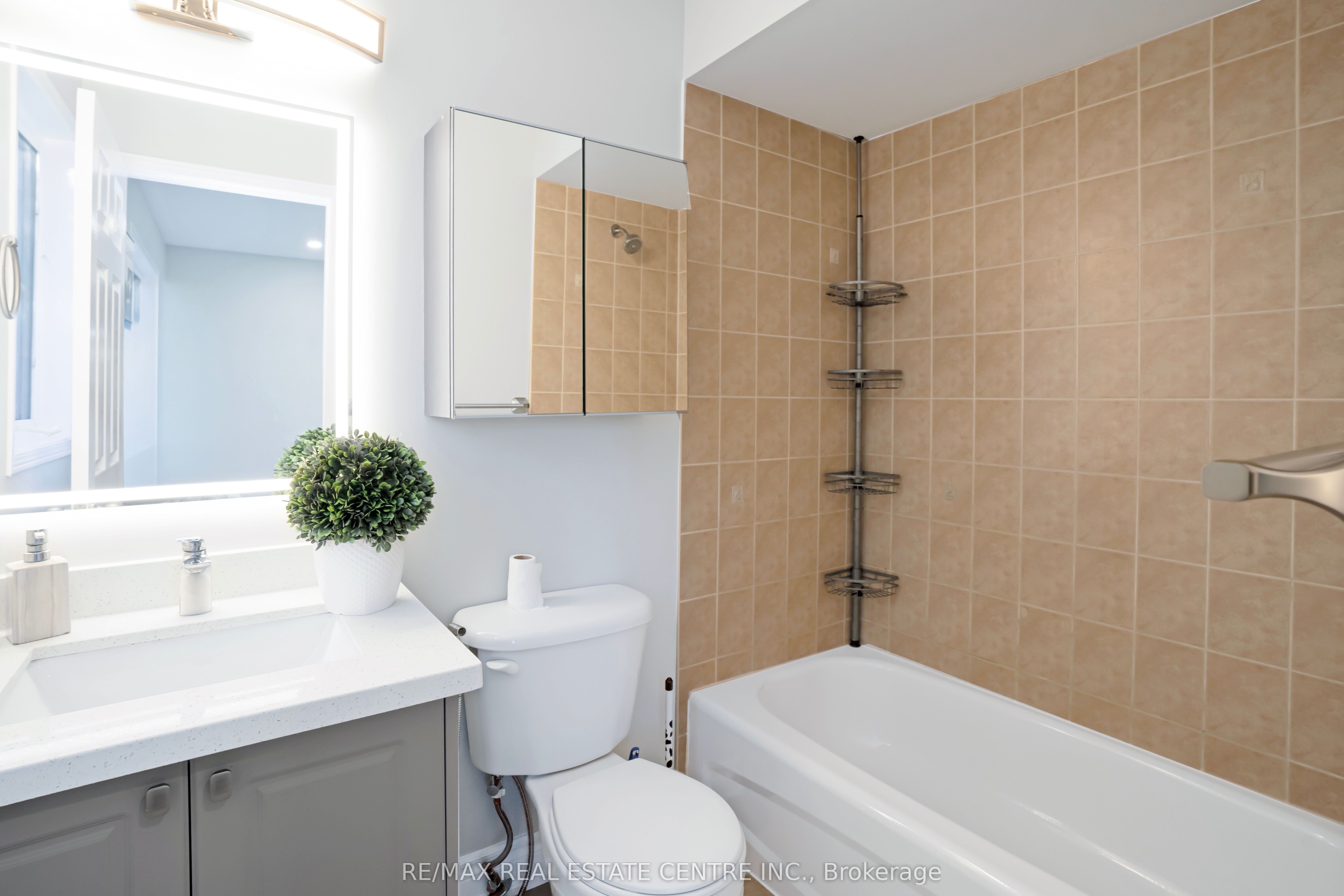 5255 Palmetto Place 165 Property Photo 30