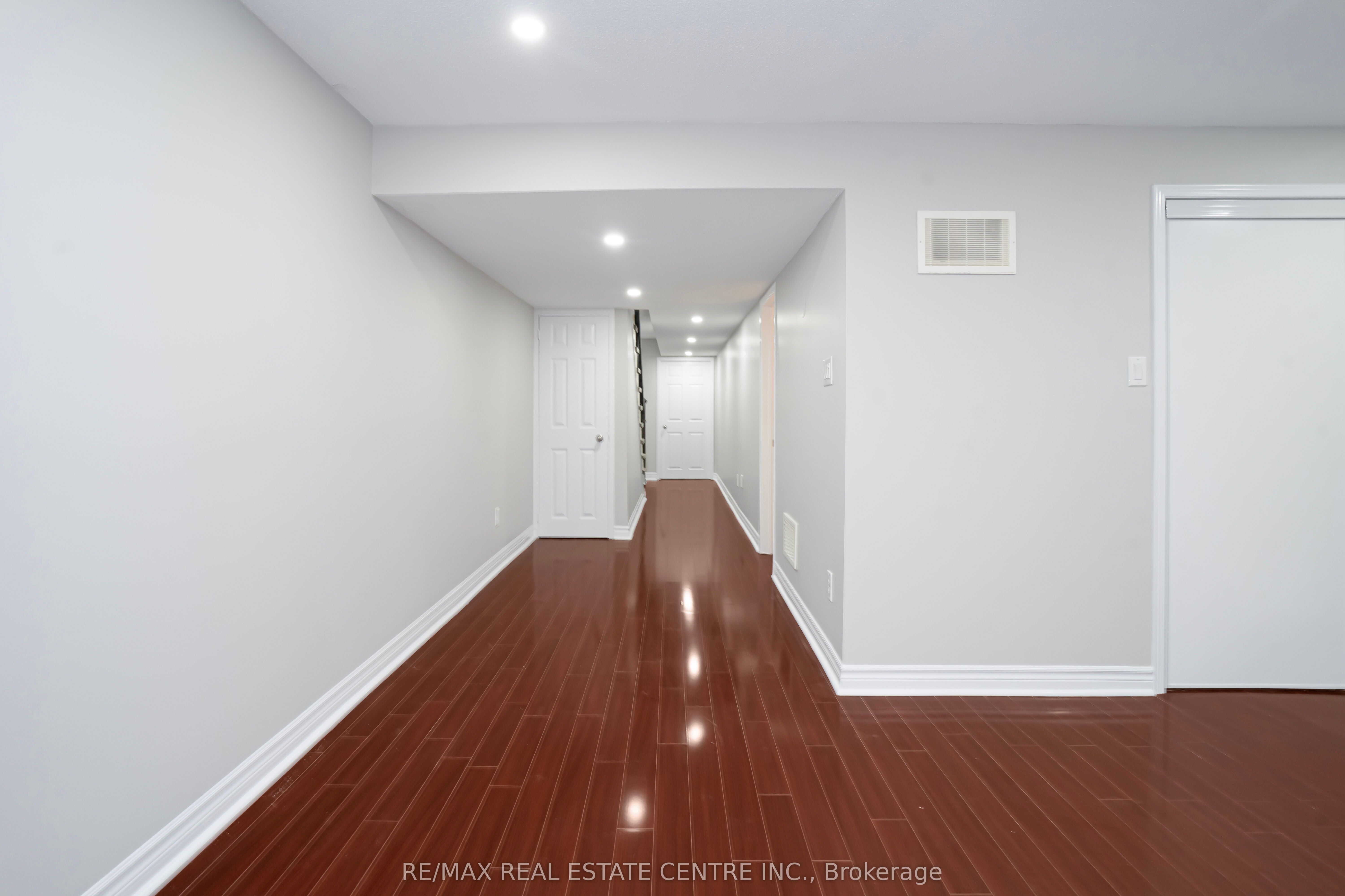 5255 Palmetto Place 165 Property Photo 32