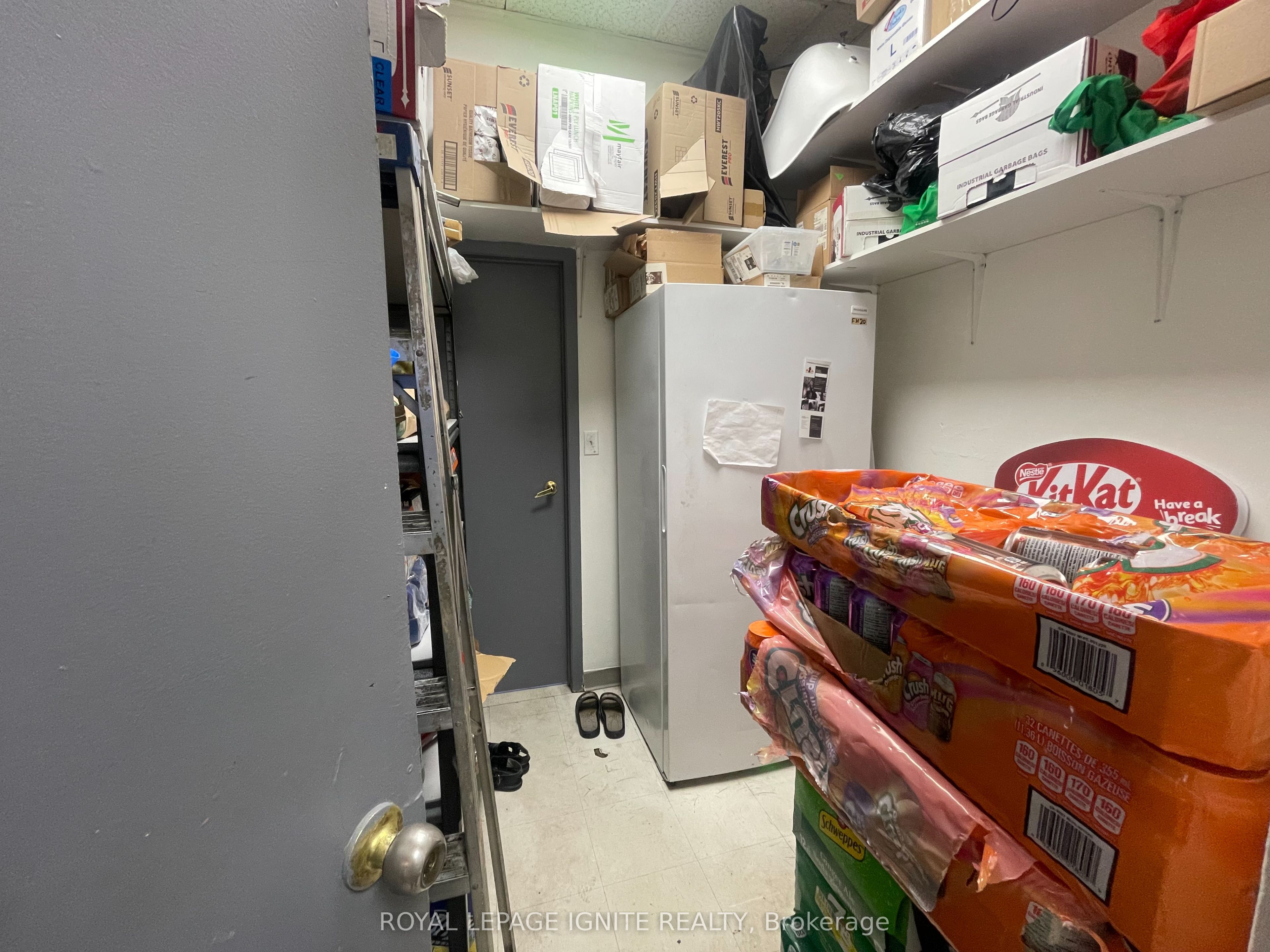 17 Queen Street 3 Property Photo 8