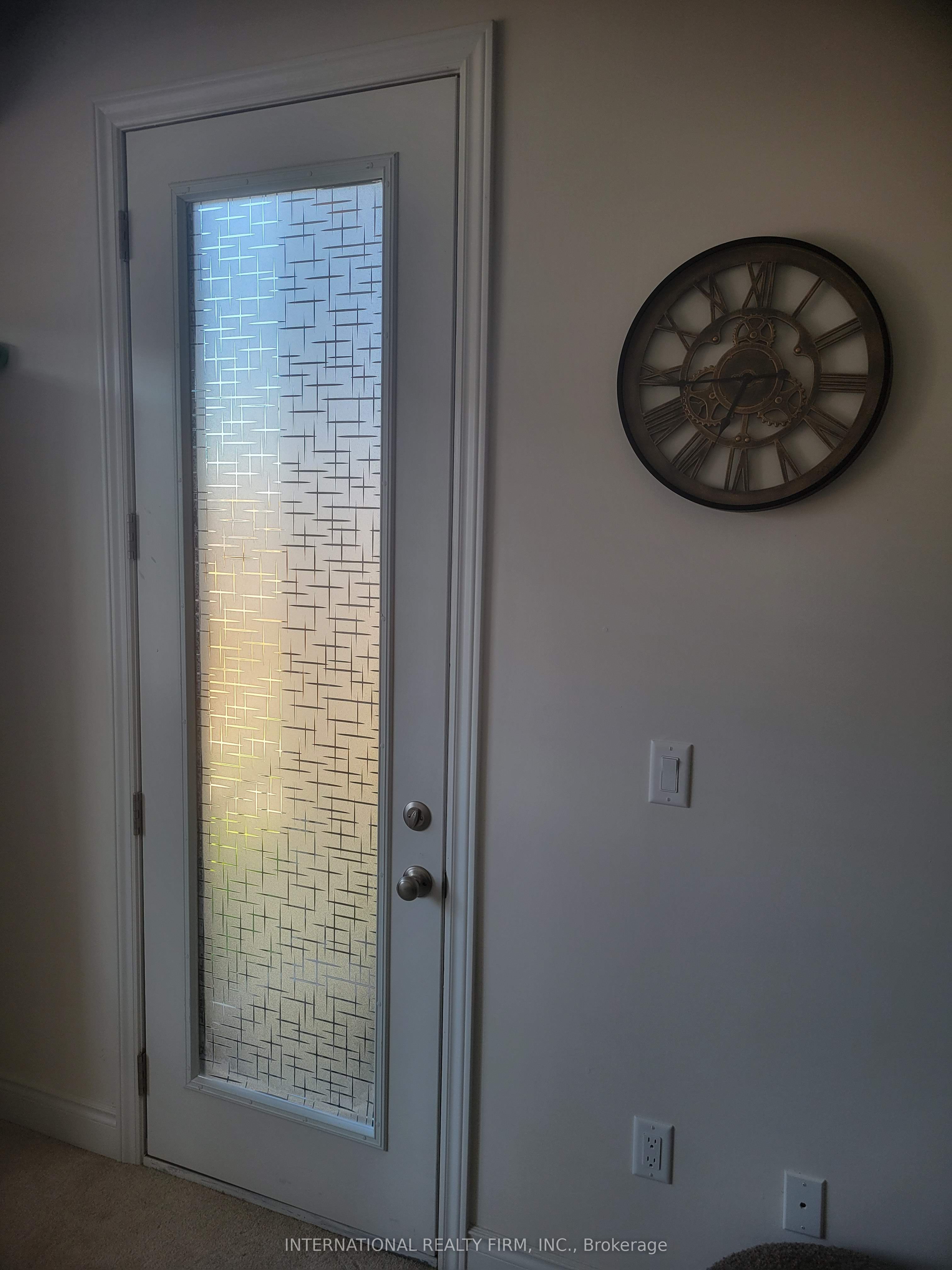 3281 Sixth Line Property Photo 4