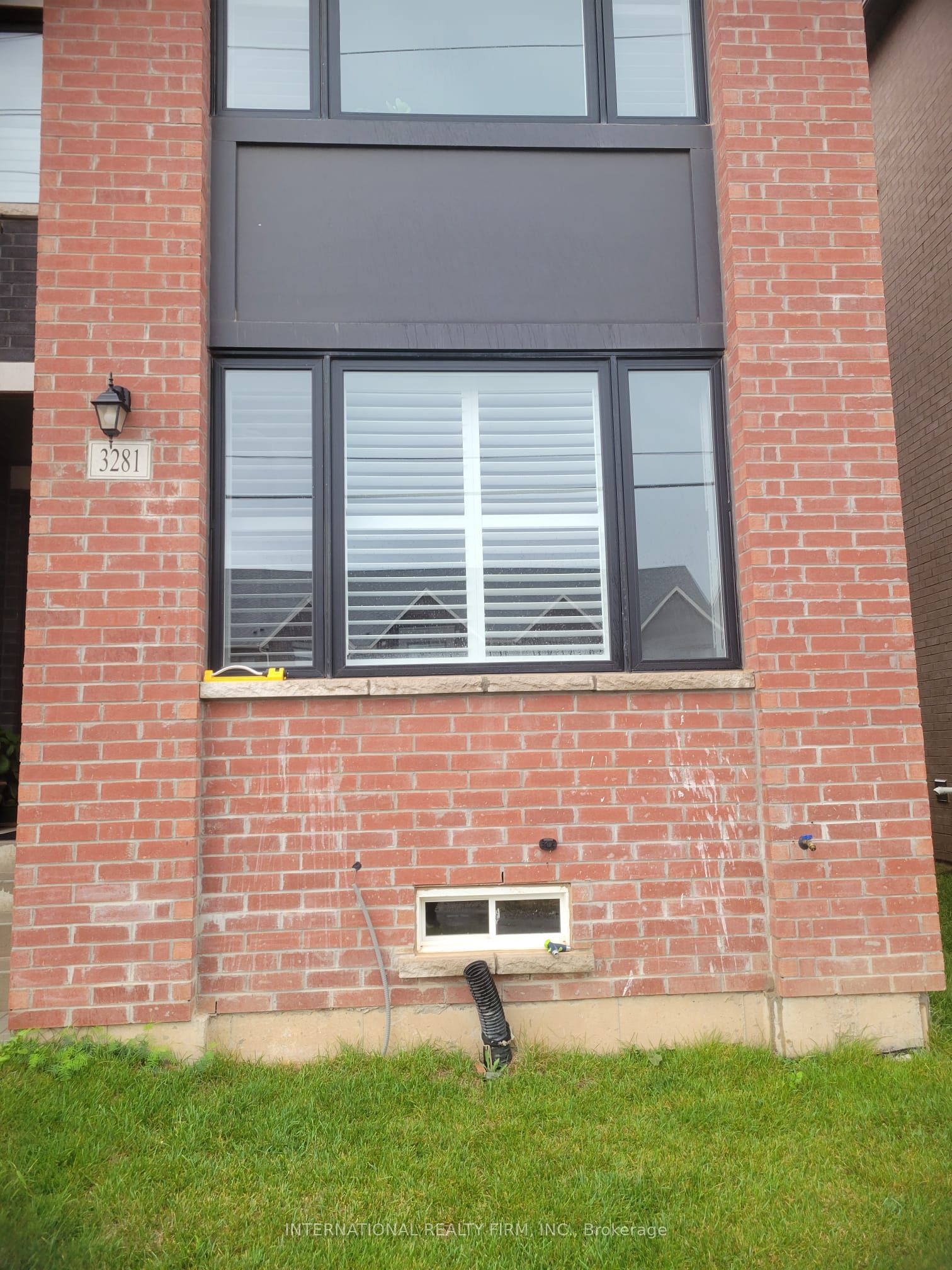3281 Sixth Line Property Photo 5
