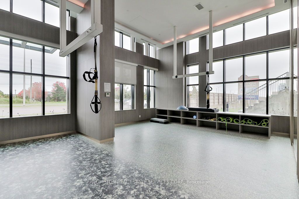 405 Dundas Street W 715 Property Photo 22