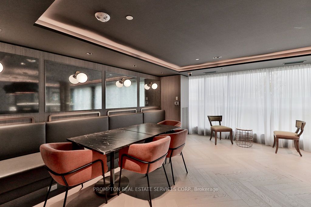 405 Dundas Street W 715 Property Photo 27