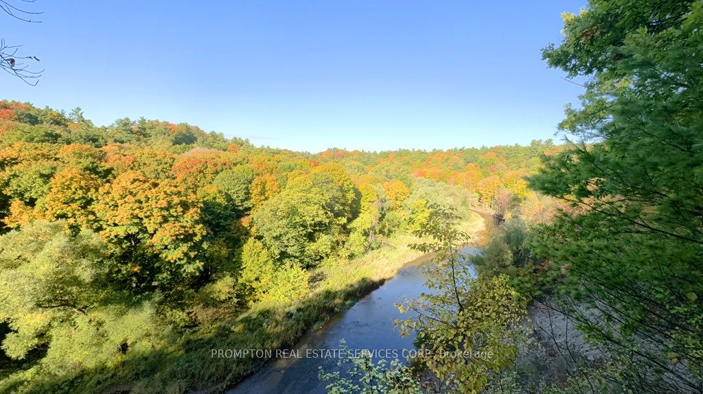 405 Dundas Street W 715 Property Photo 34