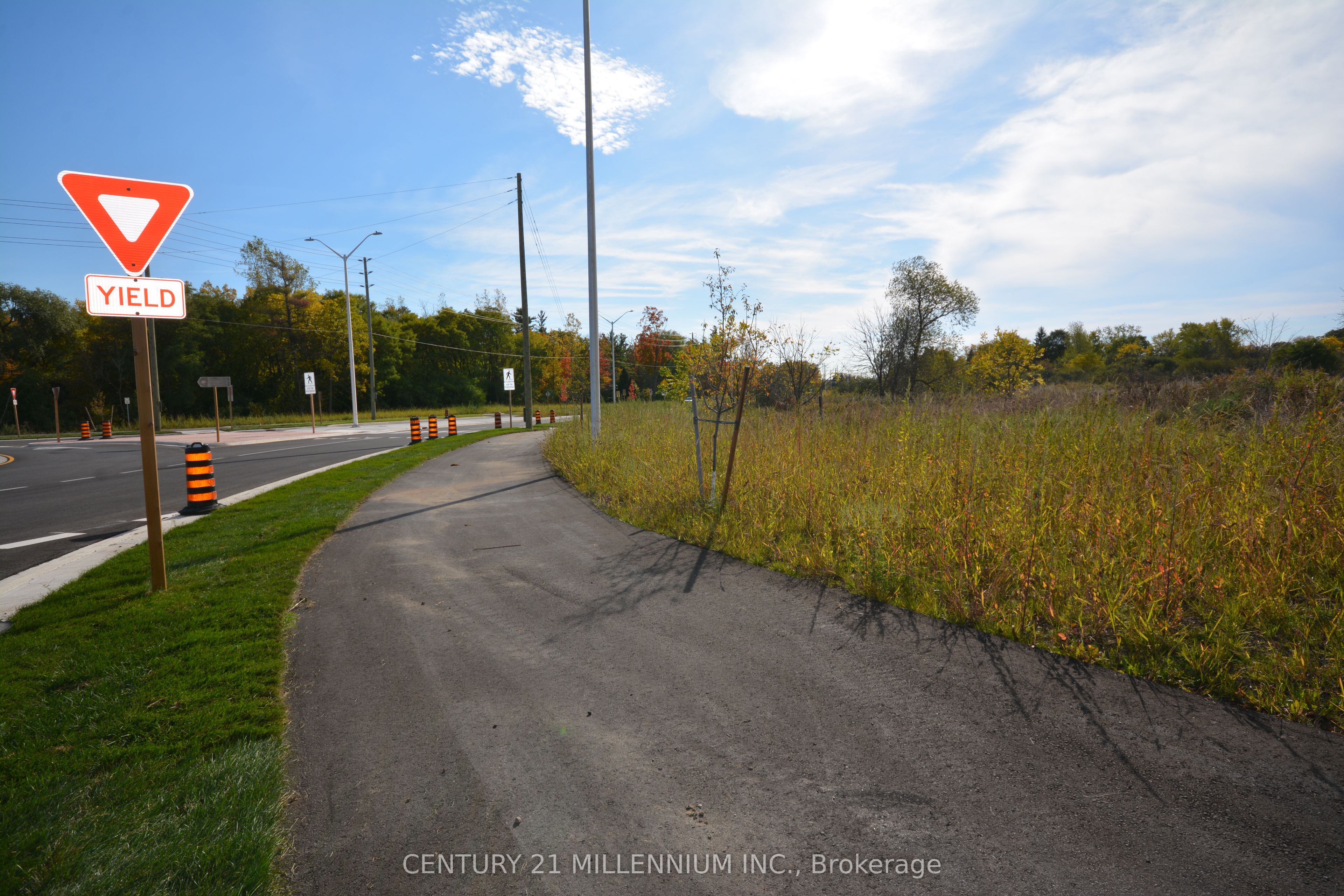 4022 Fourth Line N/a Property Photo 4