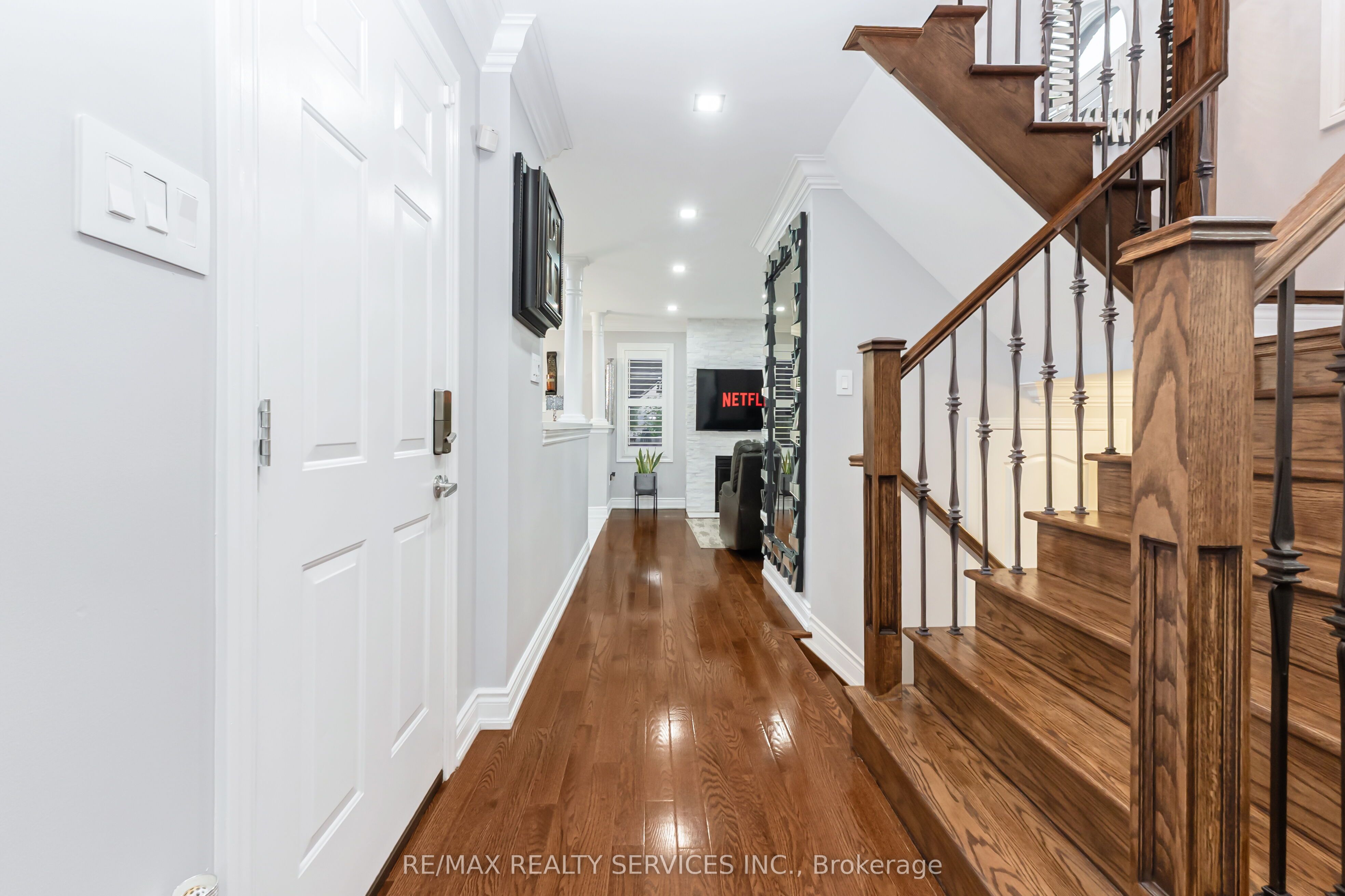 14 Redfinch Way Property Photo 4