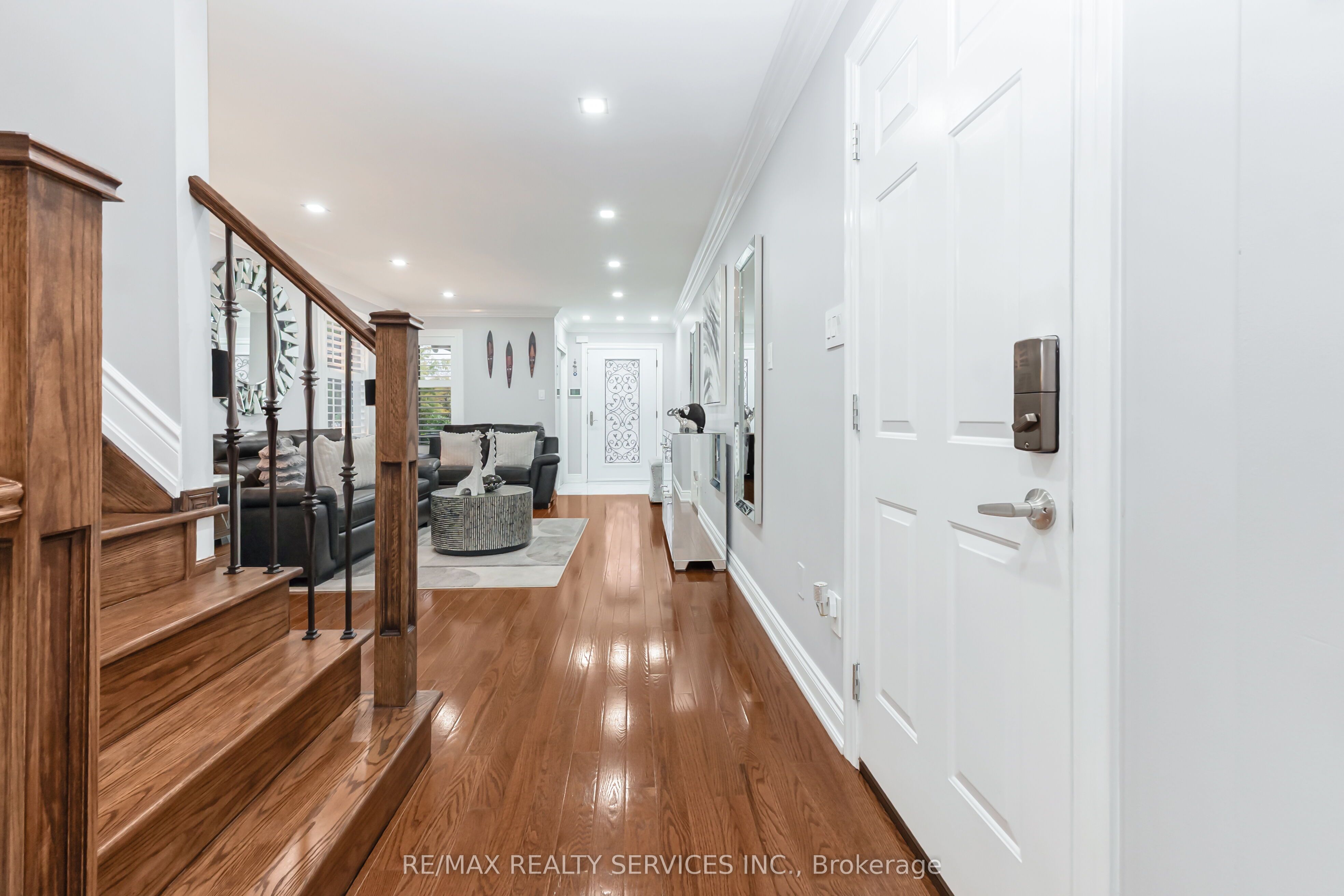 14 Redfinch Way Property Photo 5