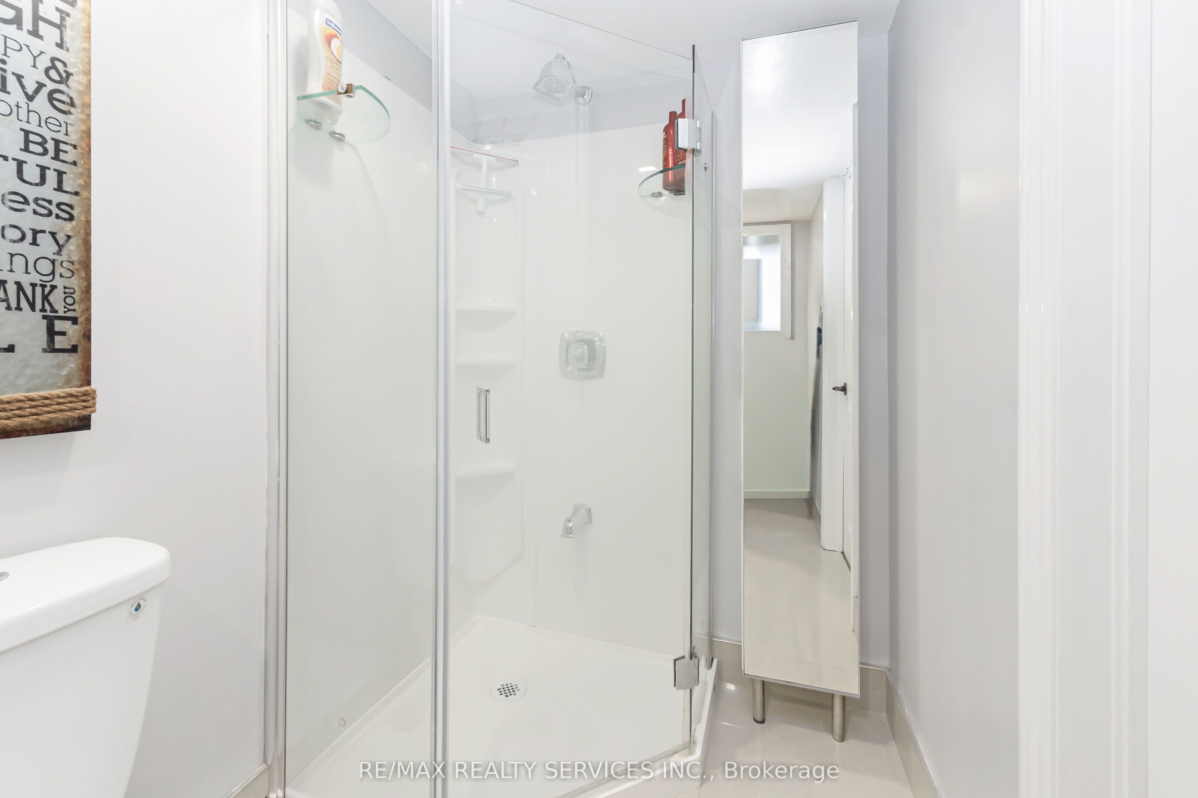 14 Redfinch Way Property Photo 28