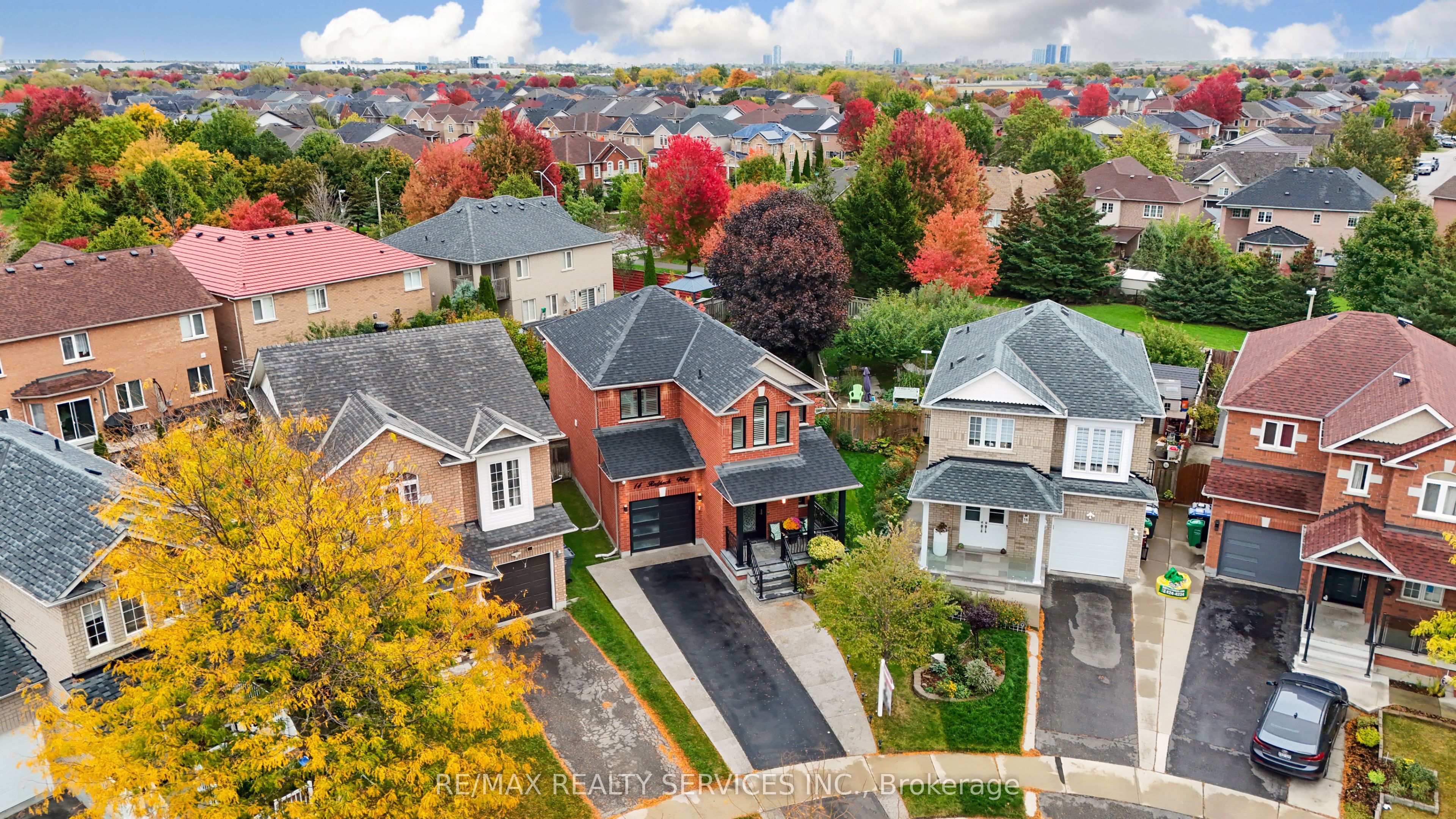 14 Redfinch Way Property Photo 46