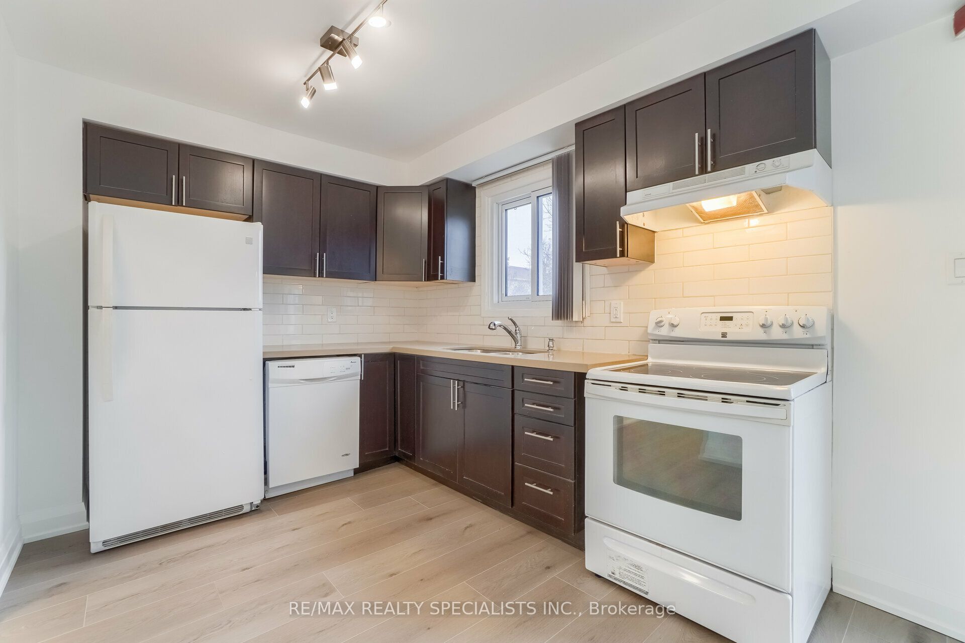 6272 Kindree Circle Property Photo 6