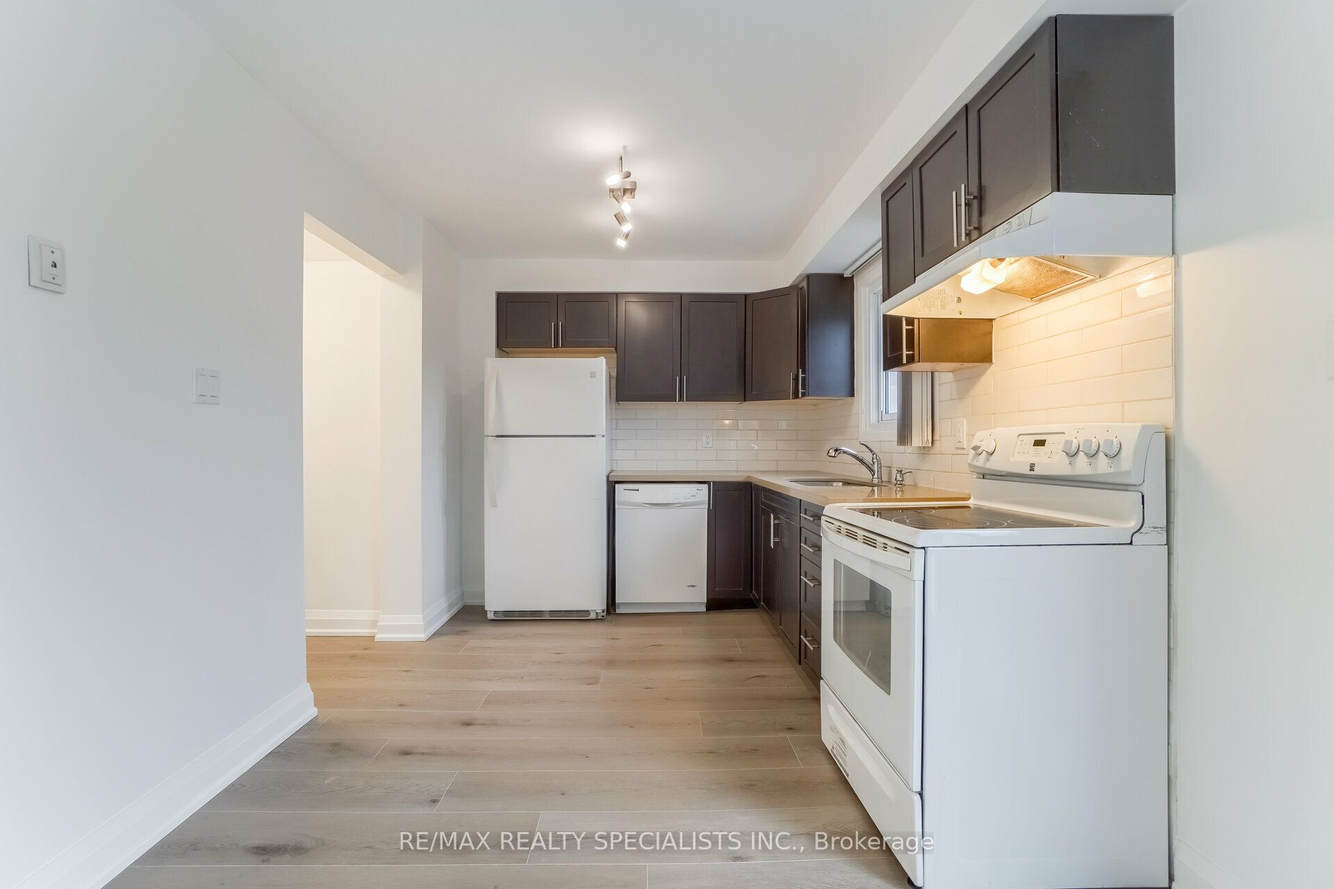 6272 Kindree Circle Property Photo 7