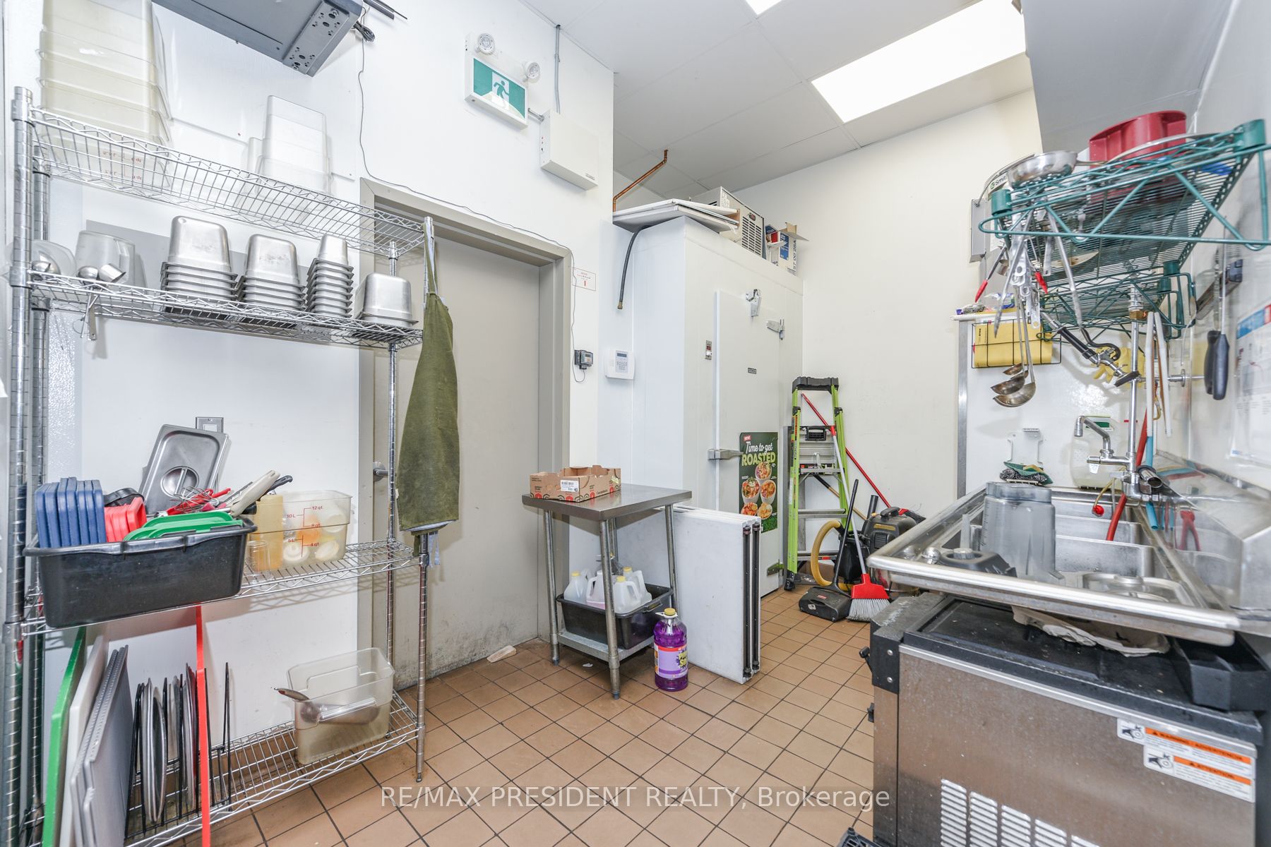 10048 Mclaughlin Road Property Photo 15
