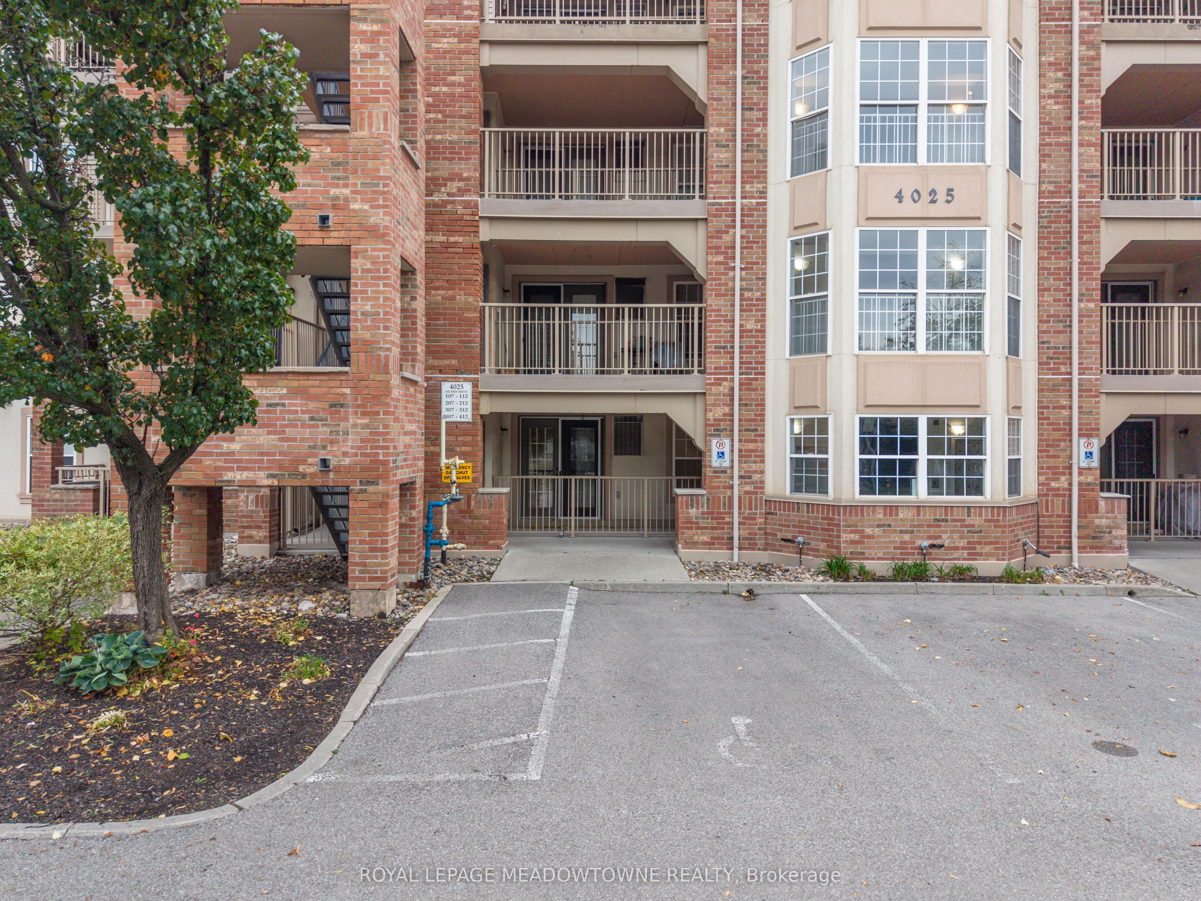 4025 Kilmer Drive 108 Property Photo 4