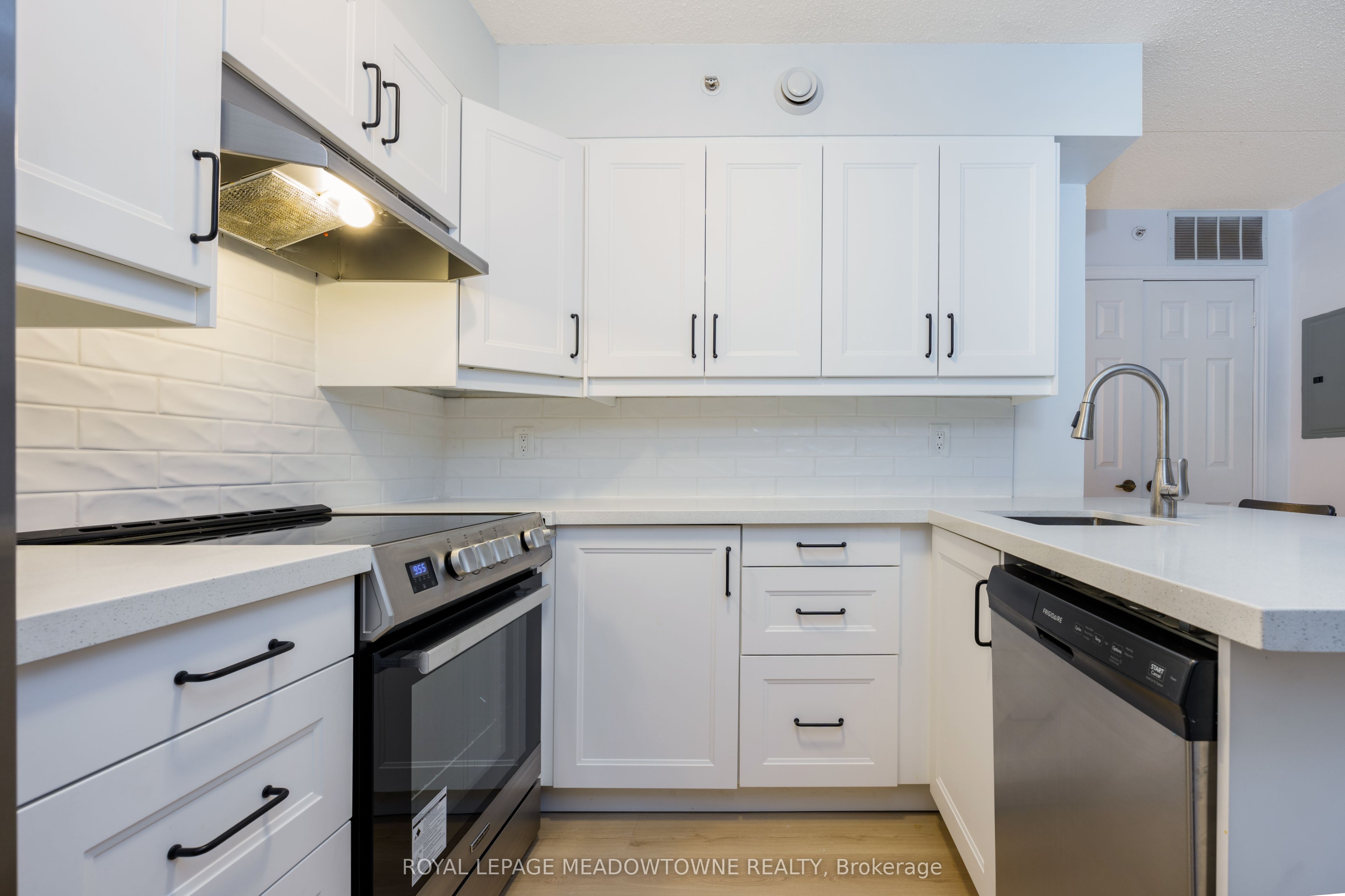 4025 Kilmer Drive 108 Property Photo 16