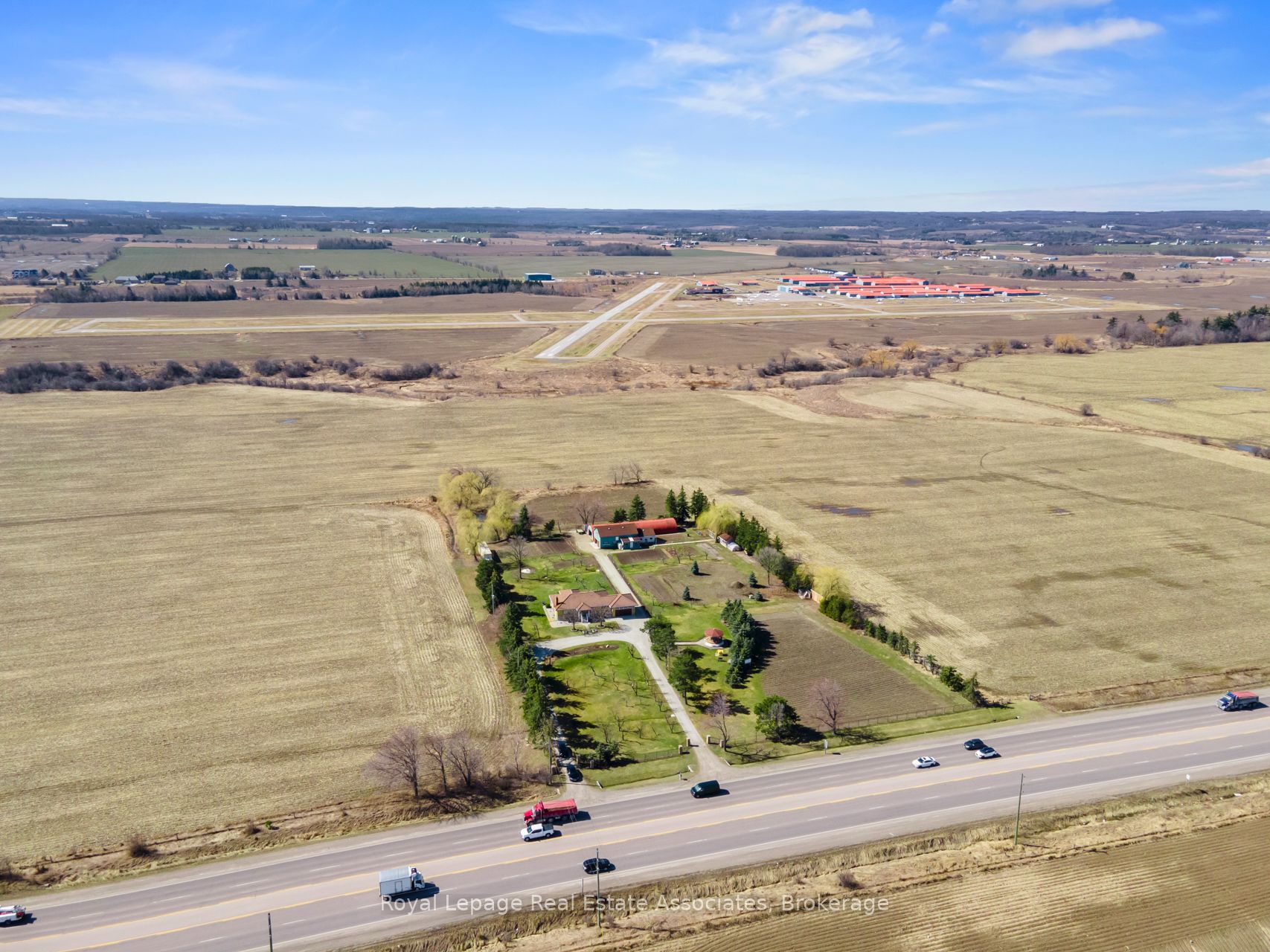 13478 Hurontario St Property Photo 10