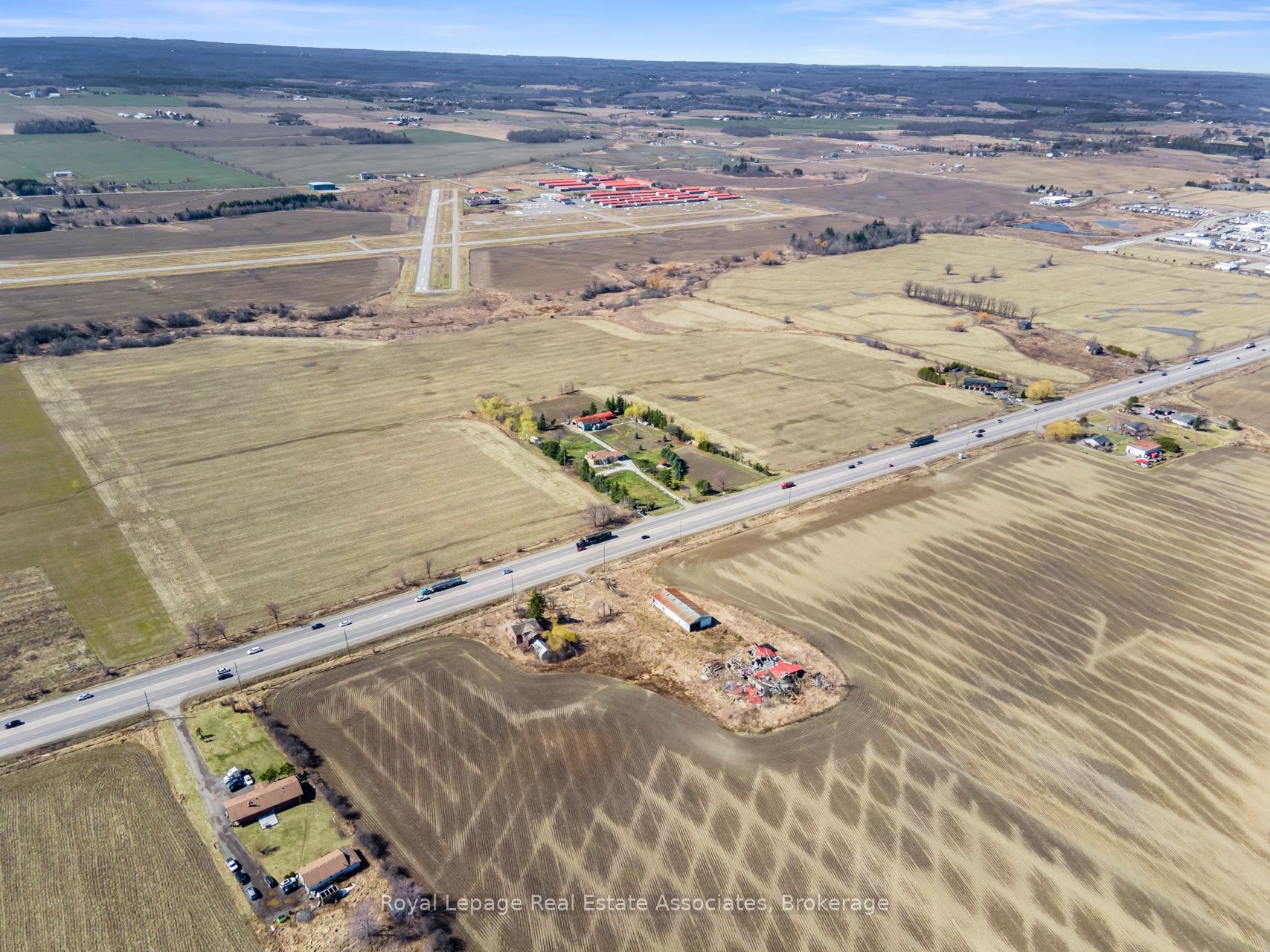 13478 Hurontario St Property Photo 13