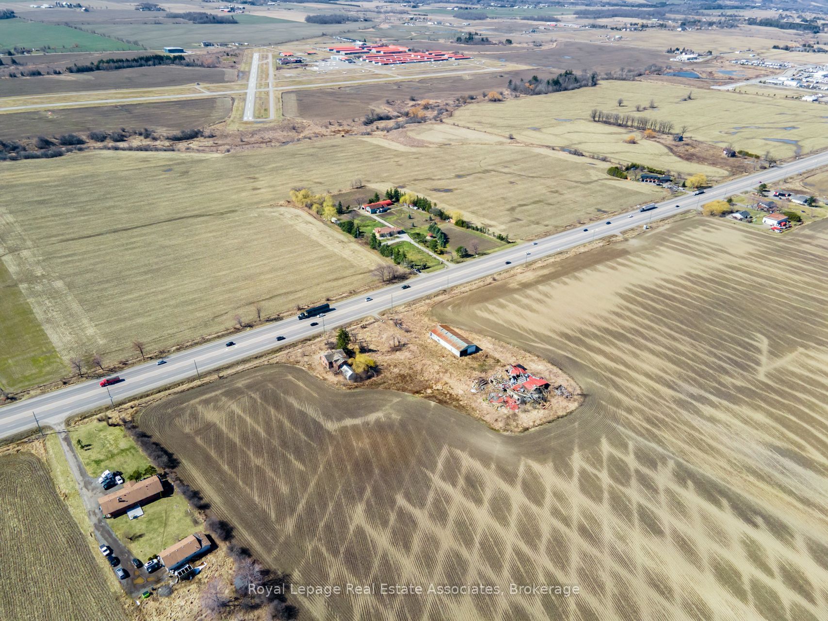 13478 Hurontario St Property Photo 14