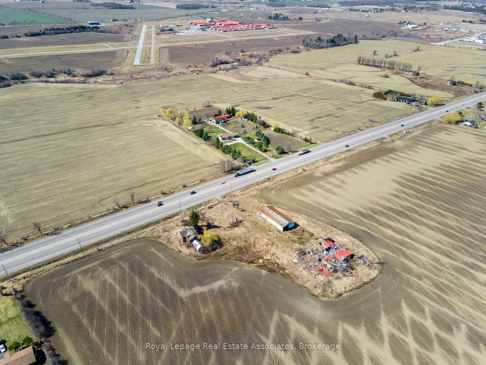 13478 Hurontario St Property Photo 15