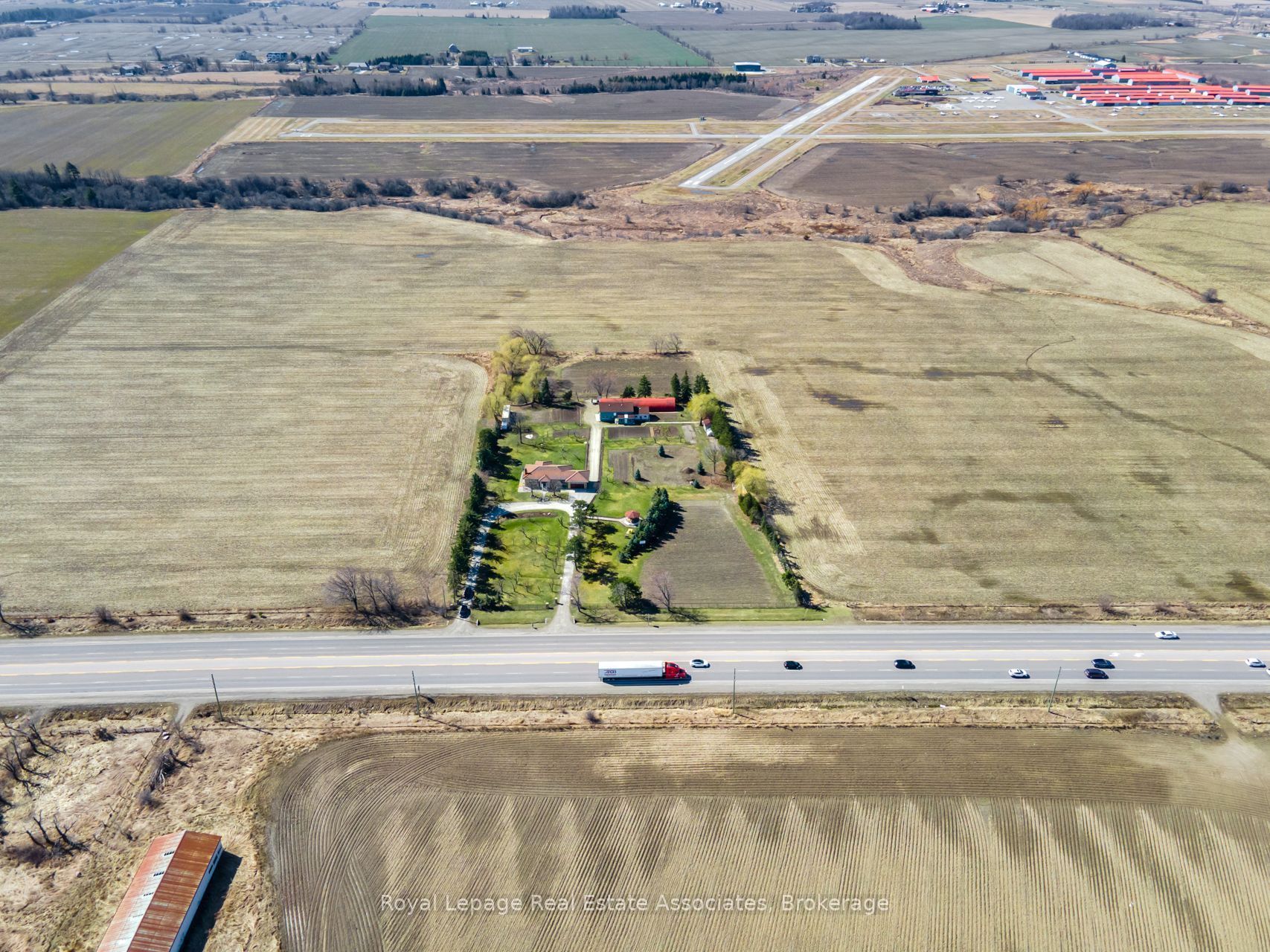 13478 Hurontario St Property Photo 17