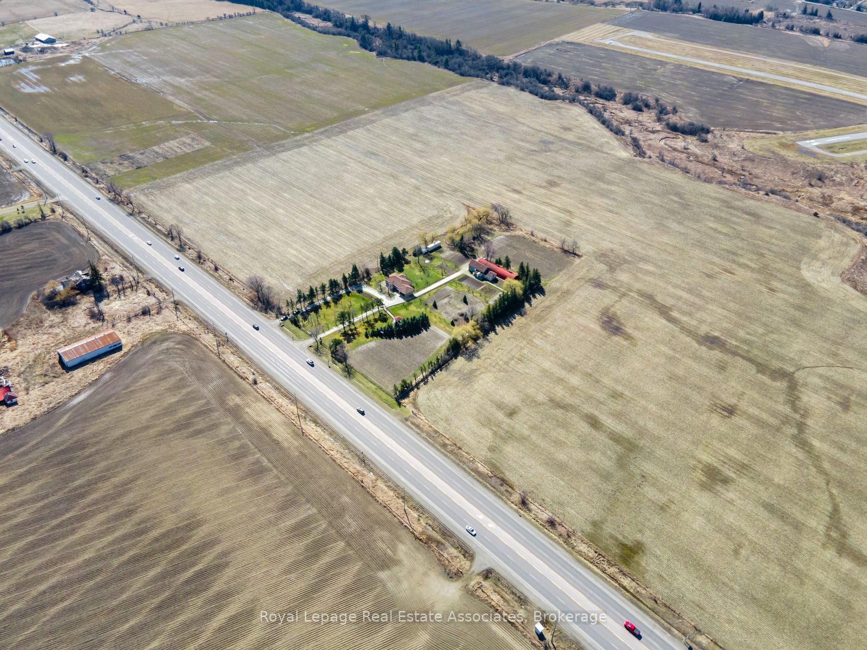 13478 Hurontario St Property Photo 18