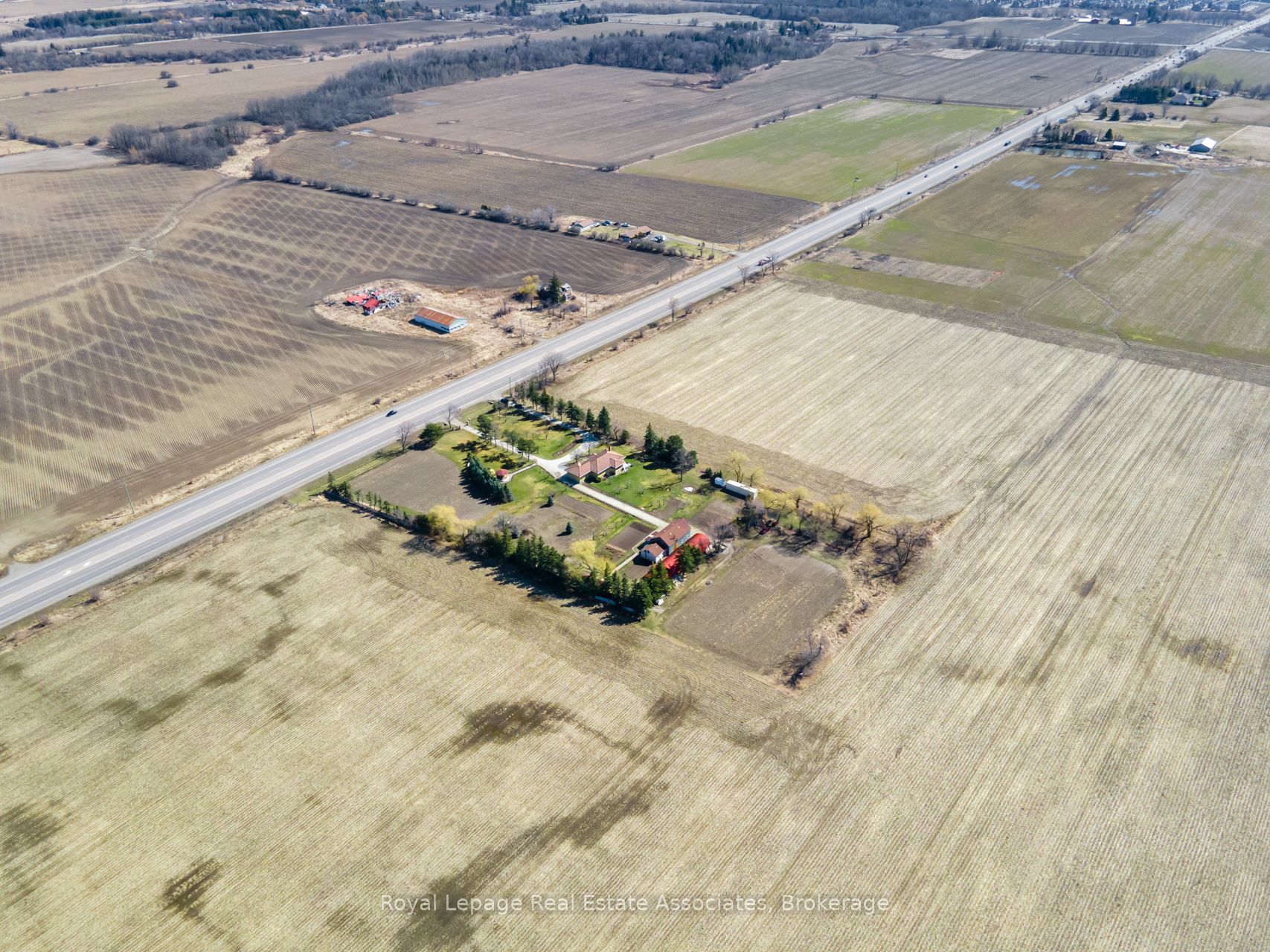 13478 Hurontario St Property Photo 24