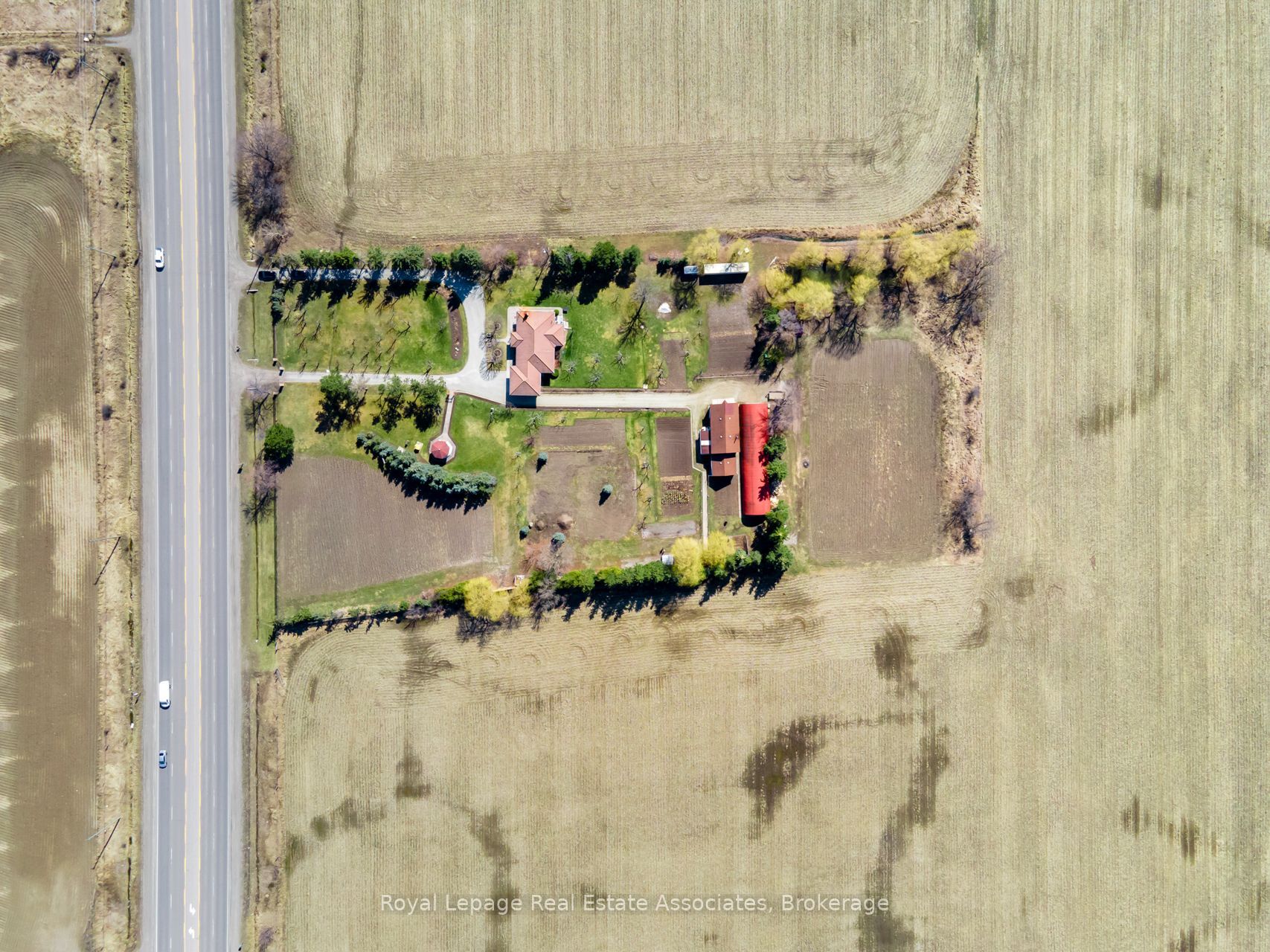 13478 Hurontario St Property Photo 28