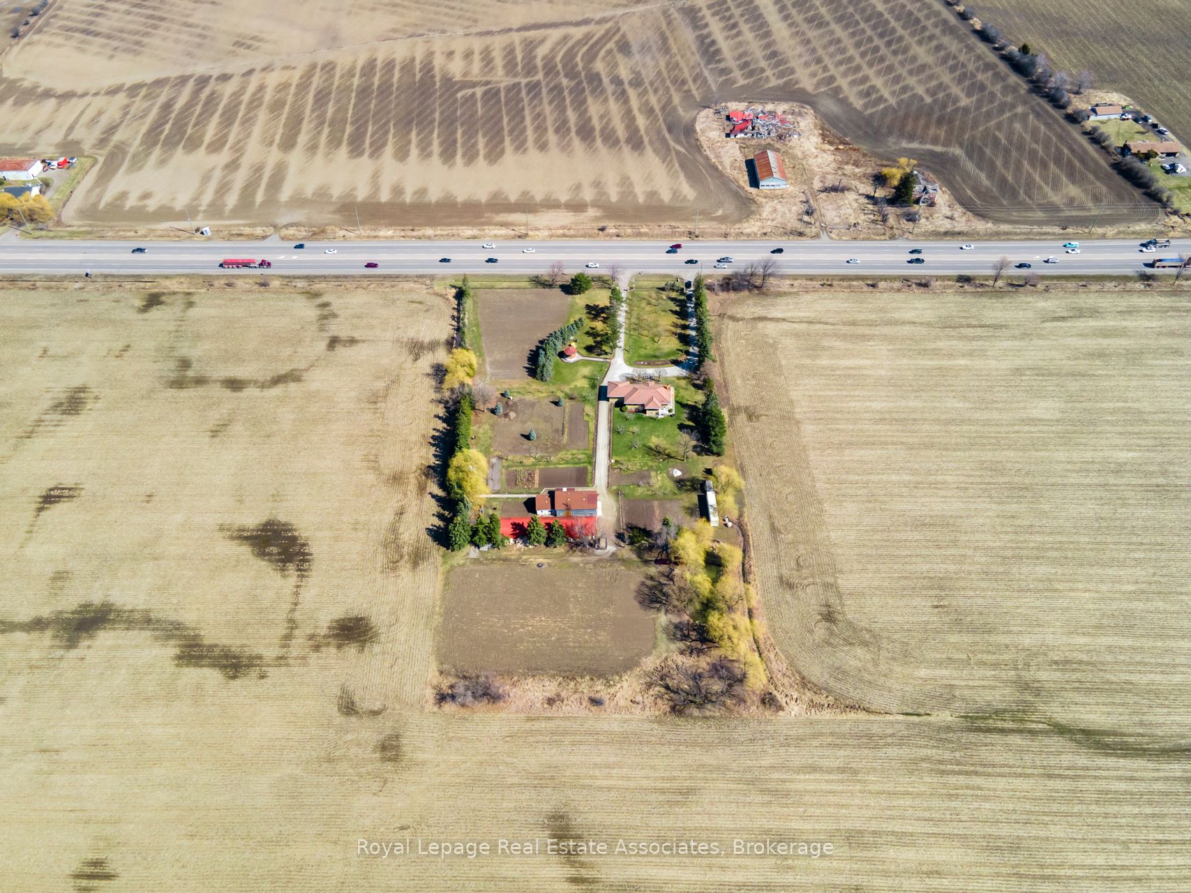 13478 Hurontario St Property Photo 29