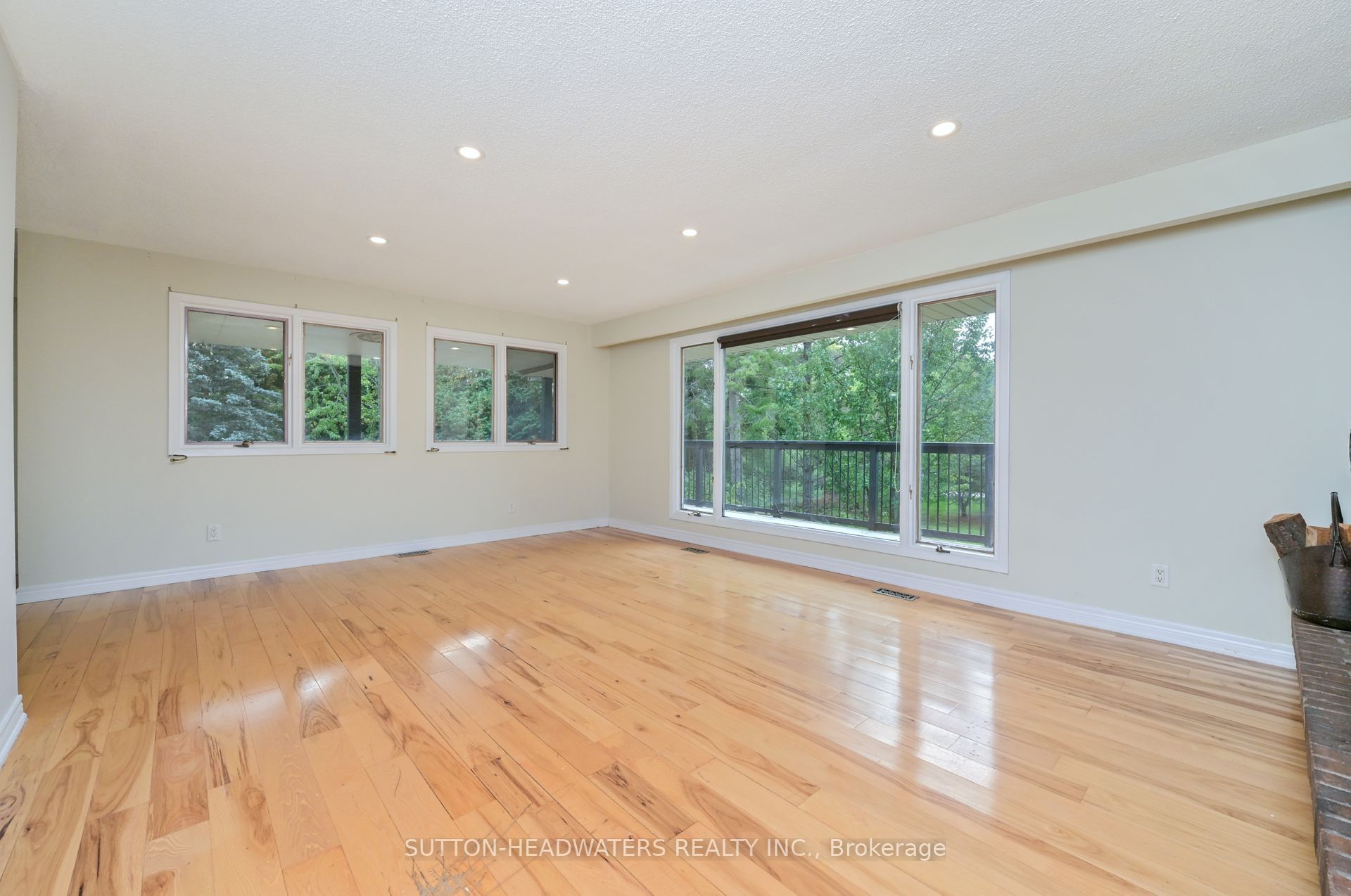 5 Cedar Drive Property Photo 9