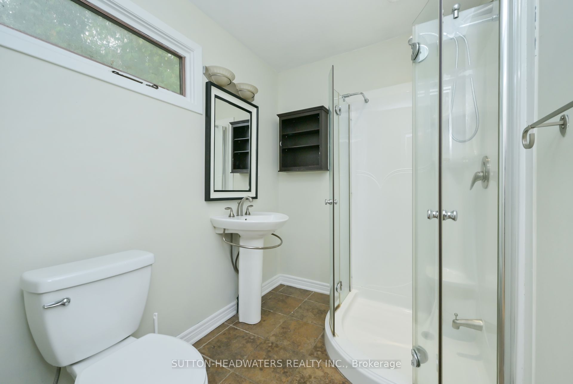 5 Cedar Drive Property Photo 16