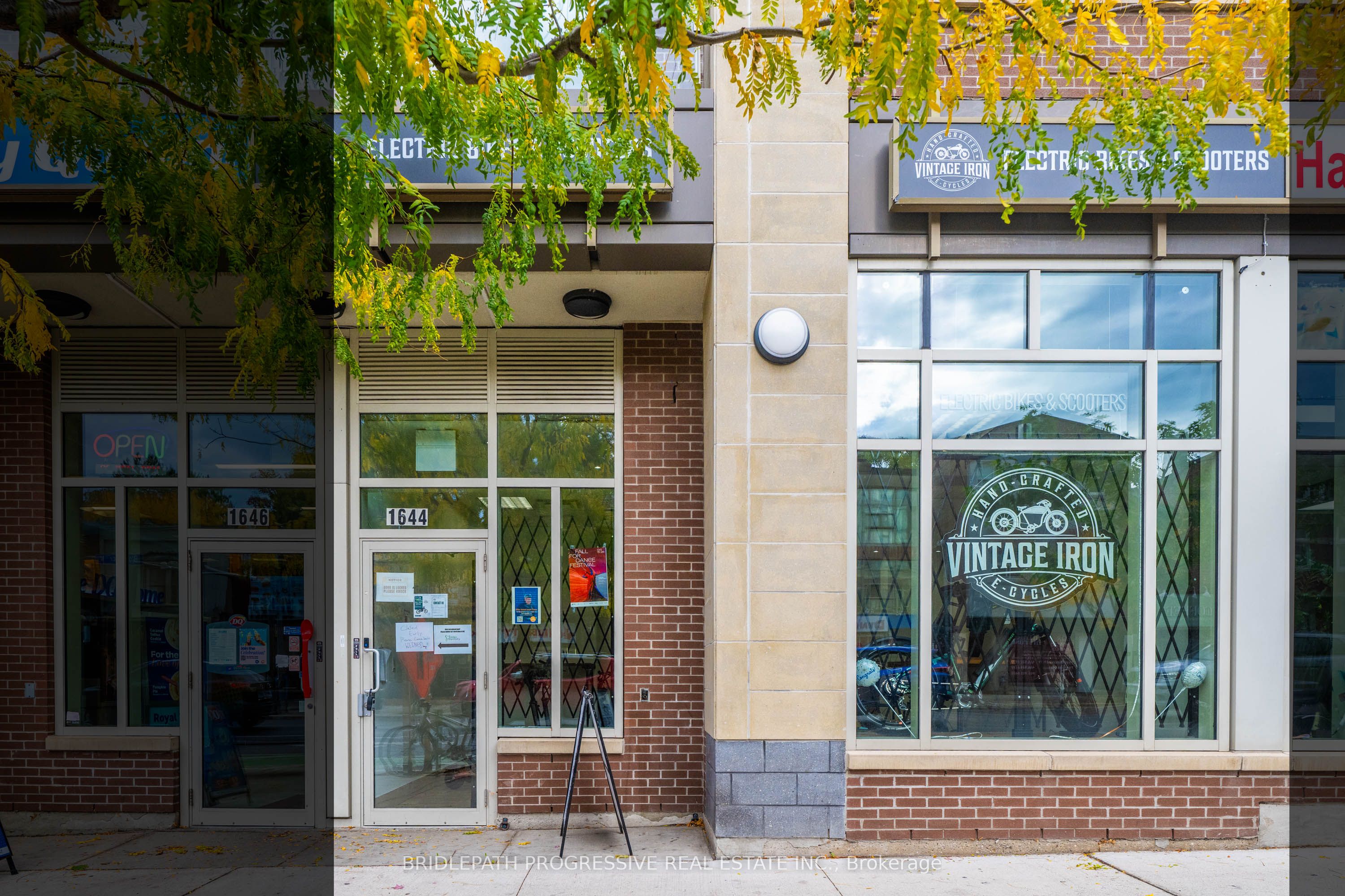 1644 Bloor Street W 3 Property Photo 2