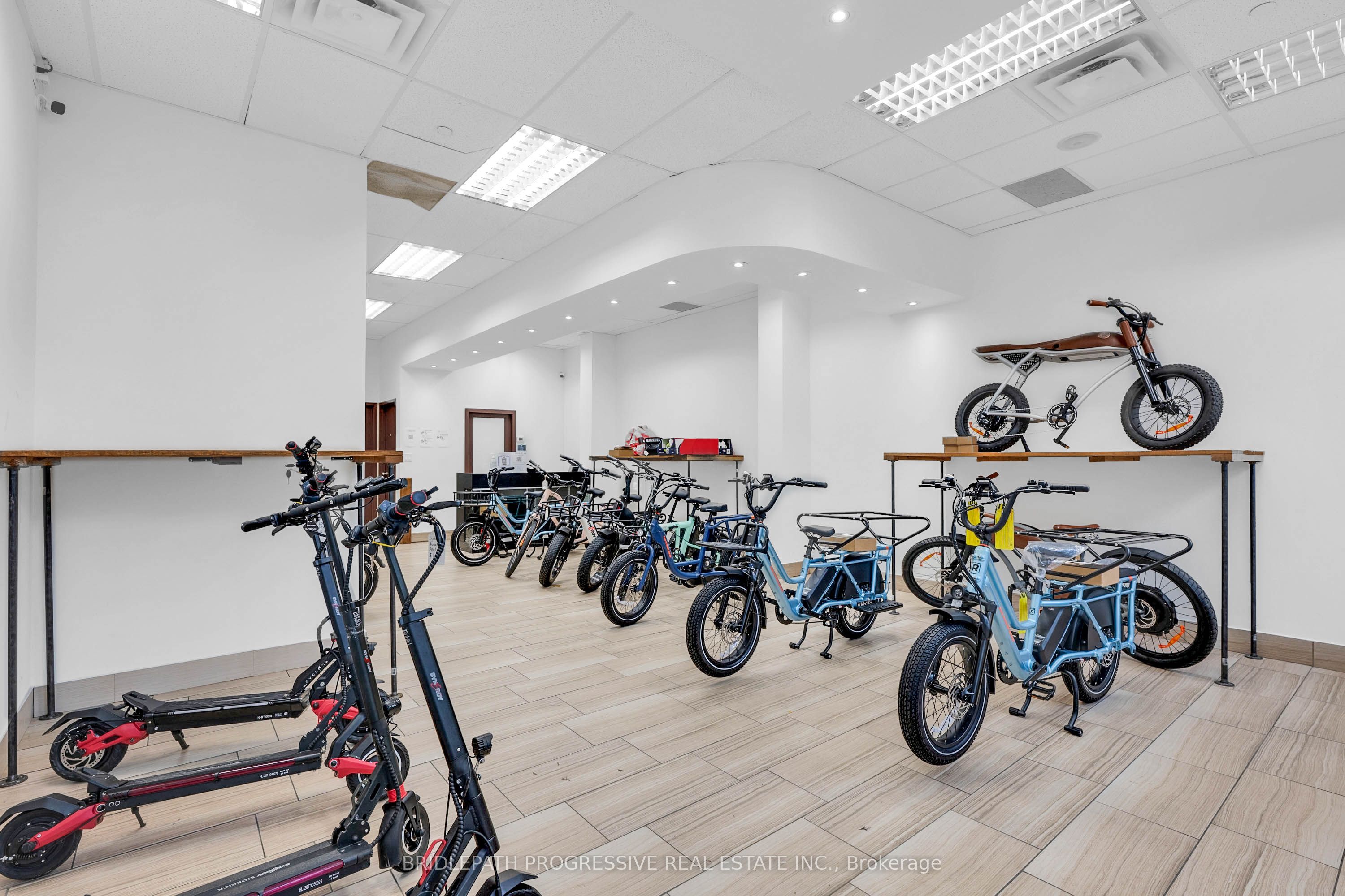 1644 Bloor Street W 3 Property Photo 5