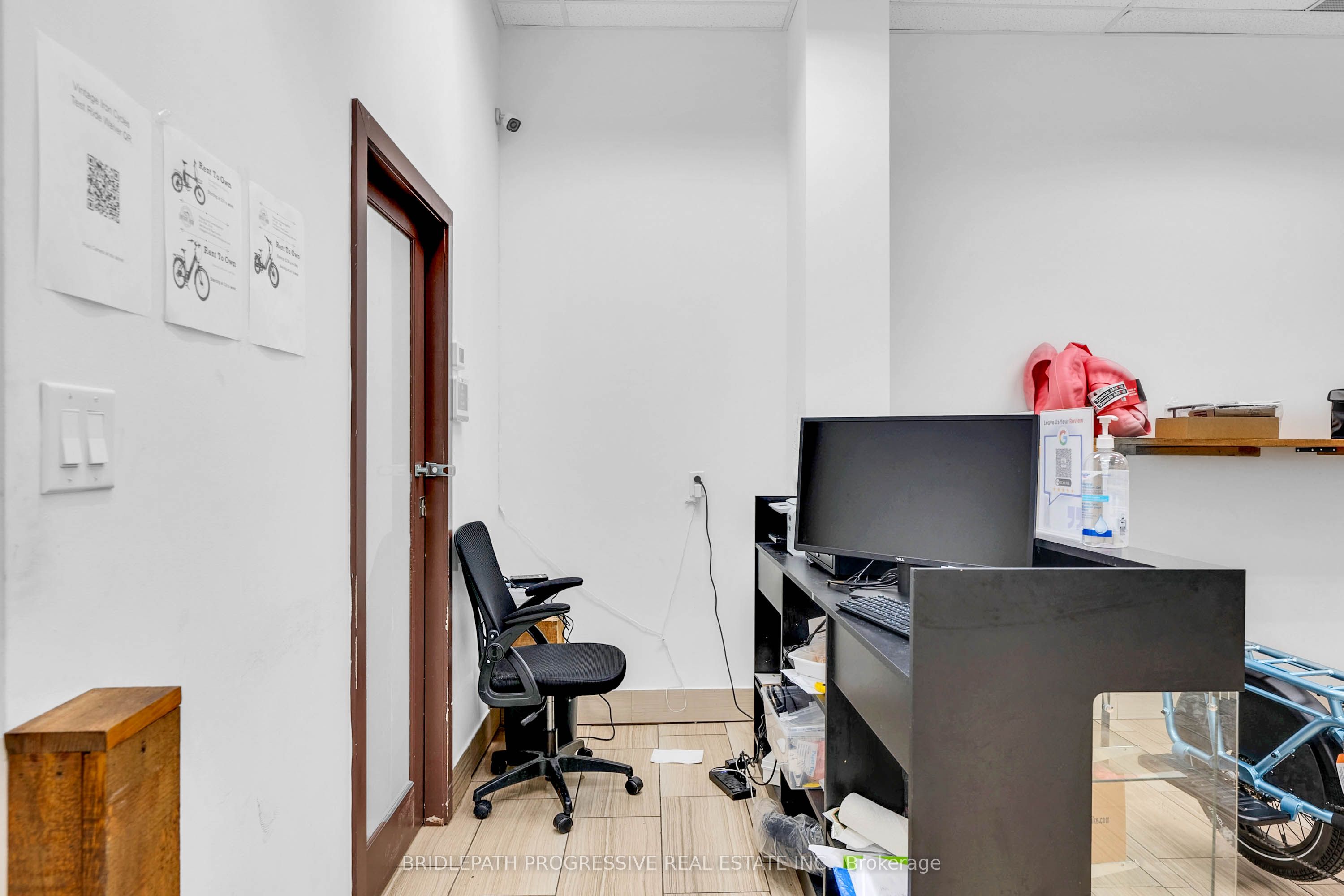 1644 Bloor Street W 3 Property Photo 10