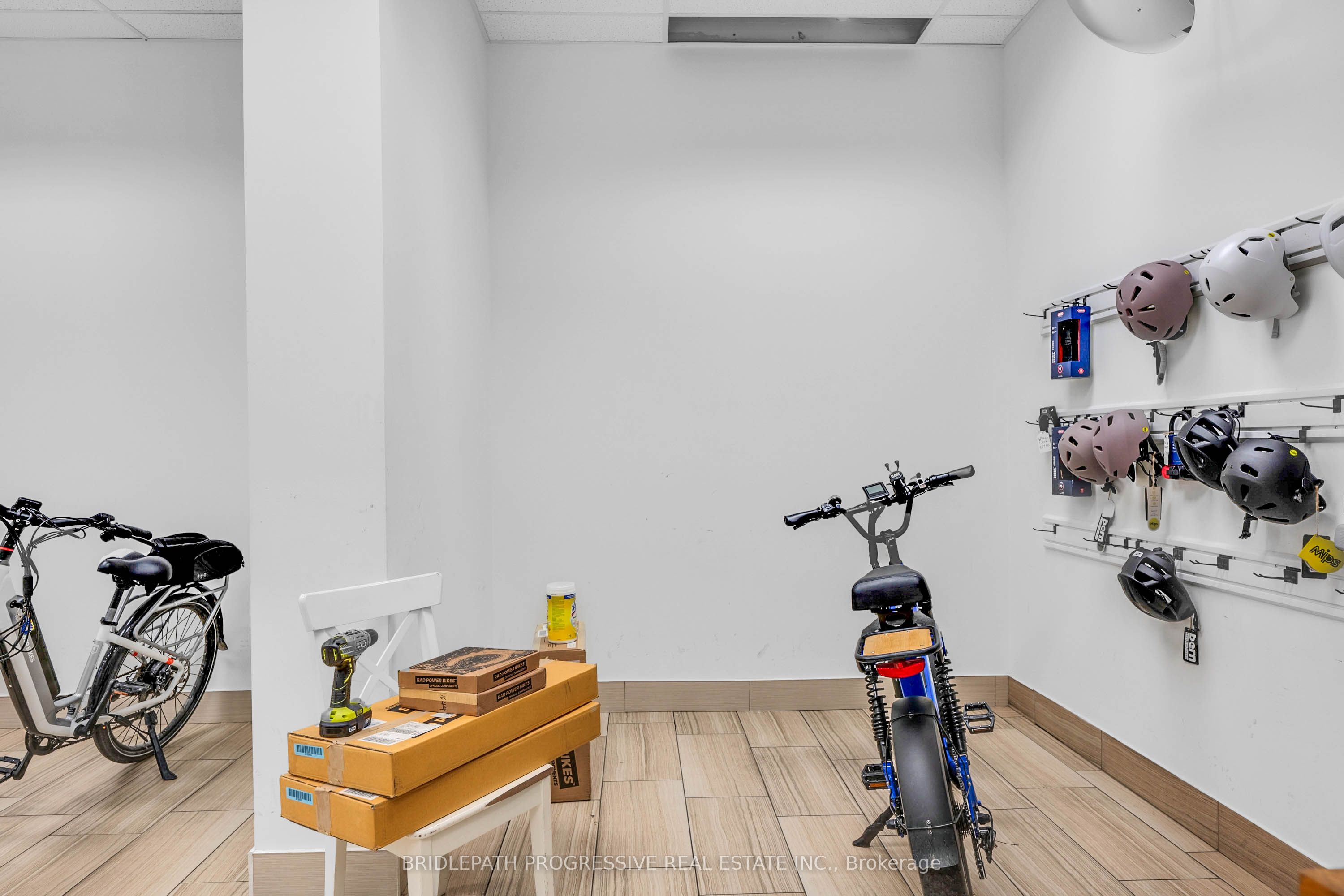 1644 Bloor Street W 3 Property Photo 11