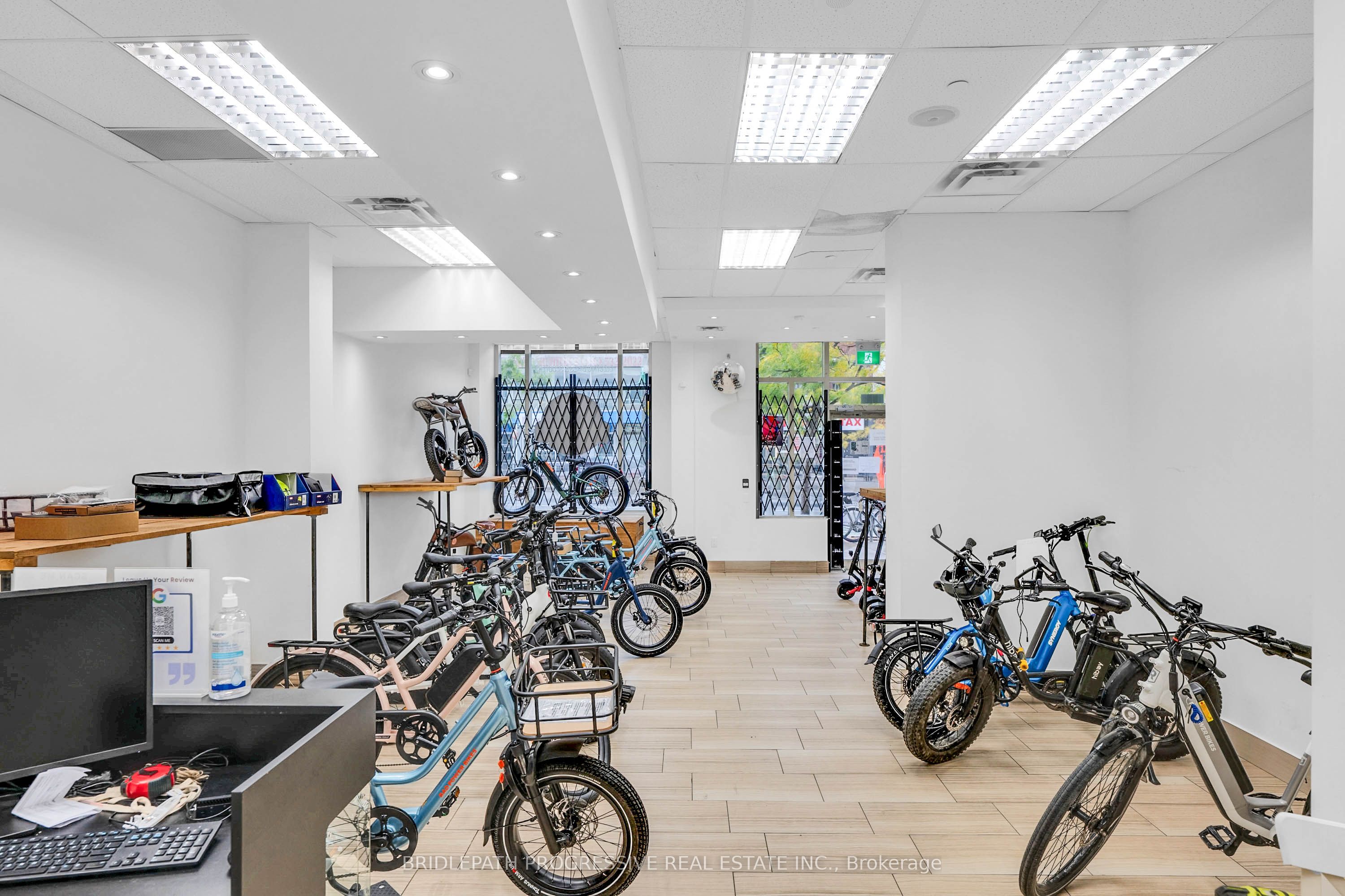 1644 Bloor Street W 3 Property Photo 12