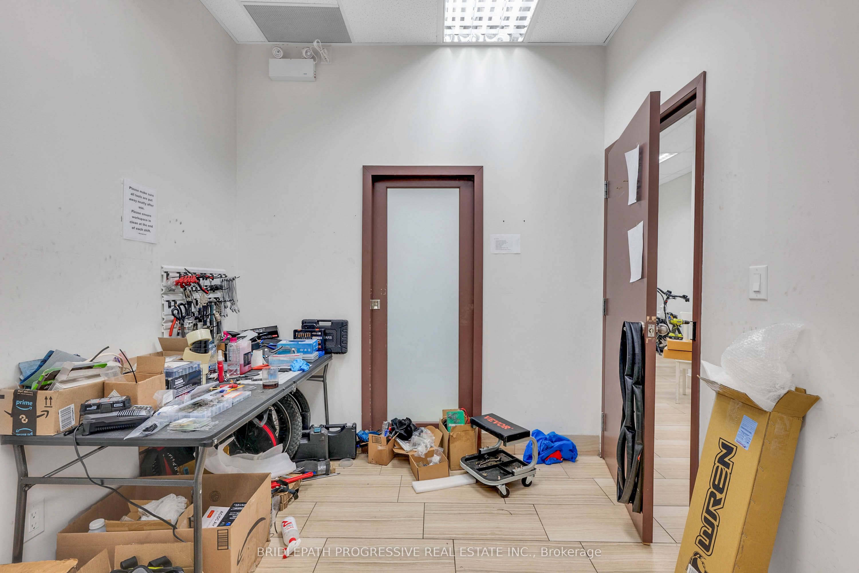 1644 Bloor Street W 3 Property Photo 16