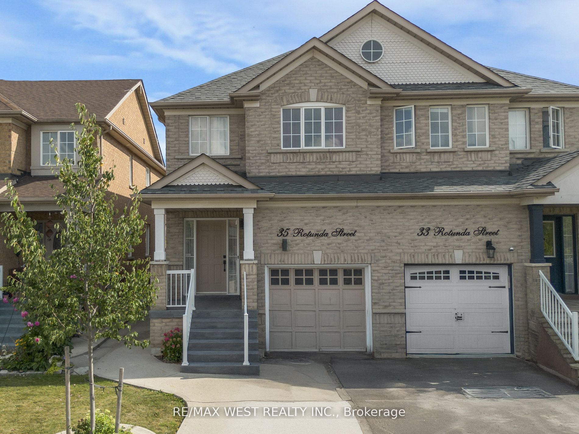 35 Rotunda Street Property Photo 1