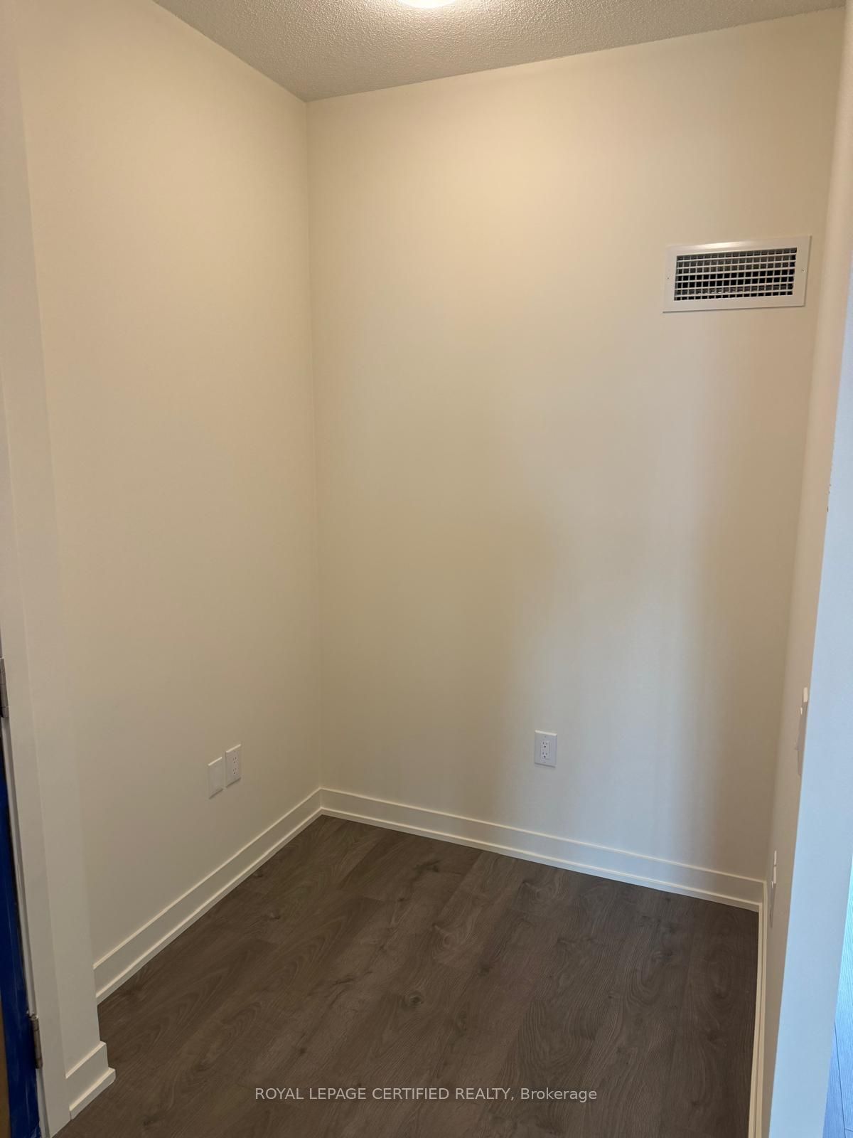 38 Annie Craig Drive 4206 Property Photo 14