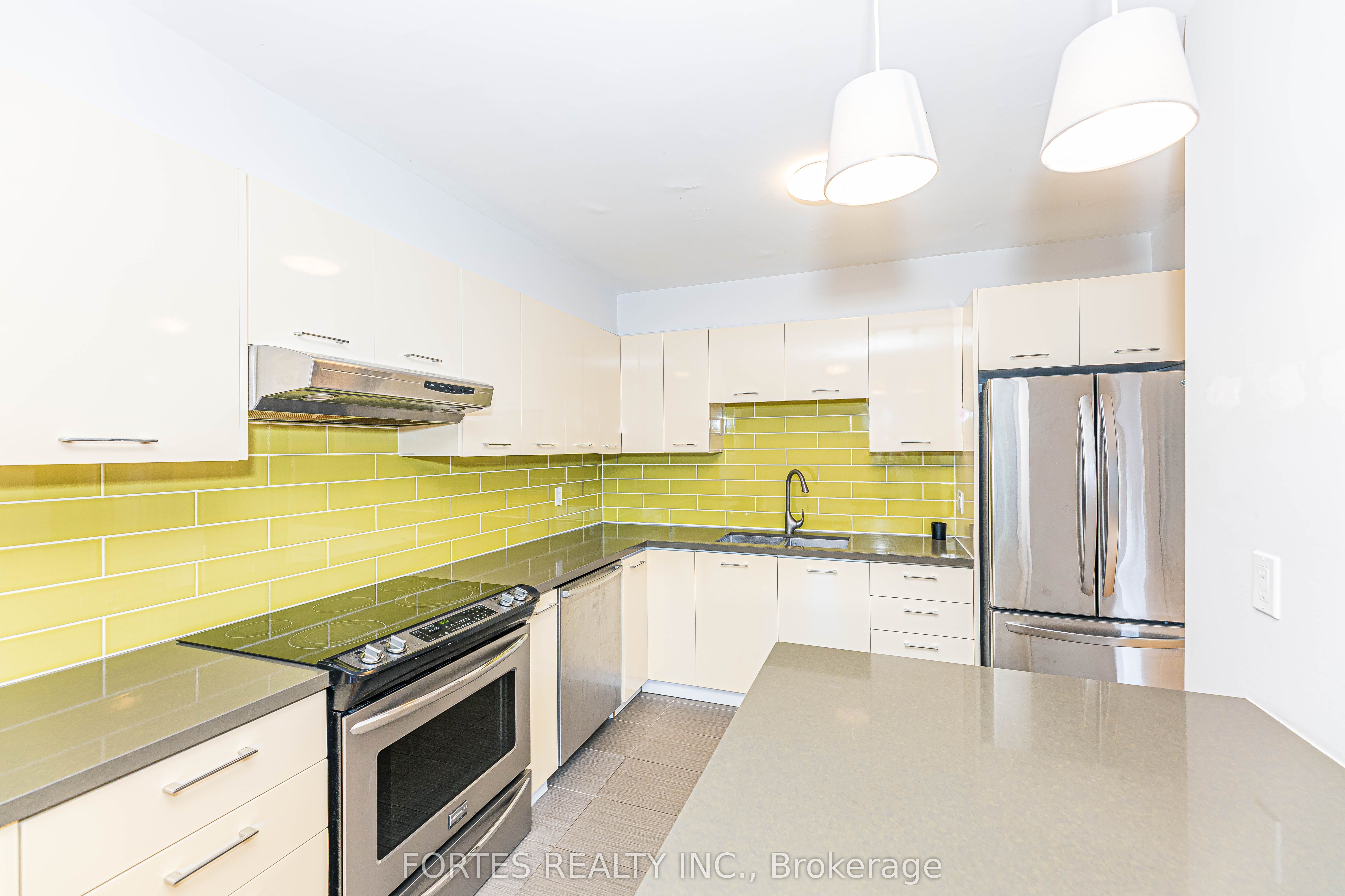 100 Coe Hill Drive 102 Property Photo 10