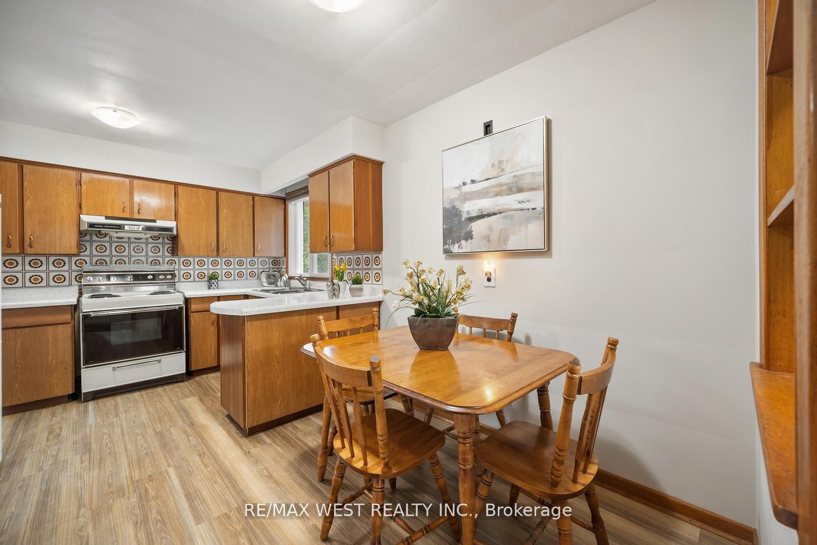 47 Gibson Avenue Property Photo 10