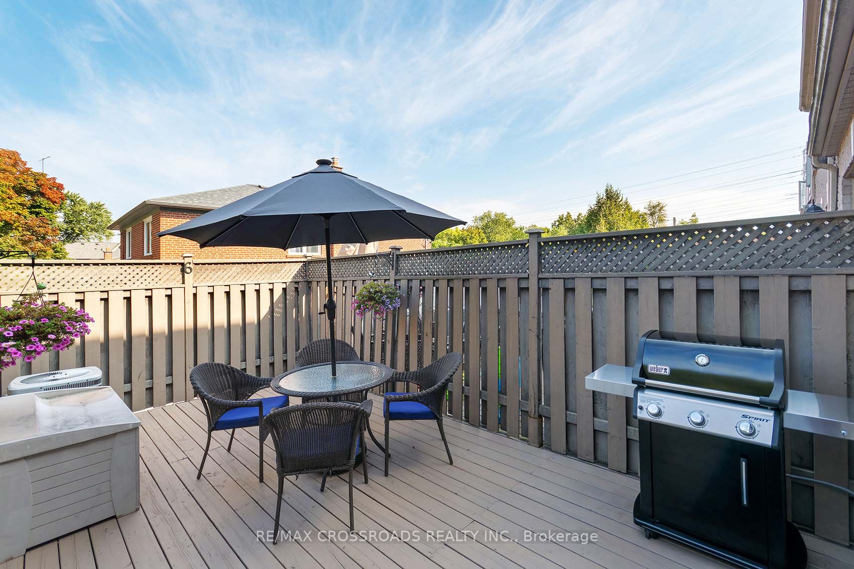 3890 Bloor Street W 6 Property Photo 17