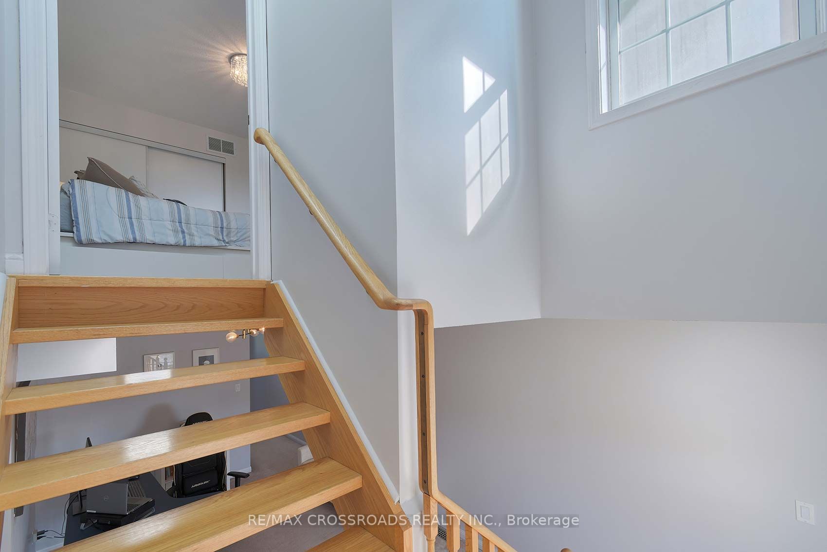 3890 Bloor Street W 6 Property Photo 25