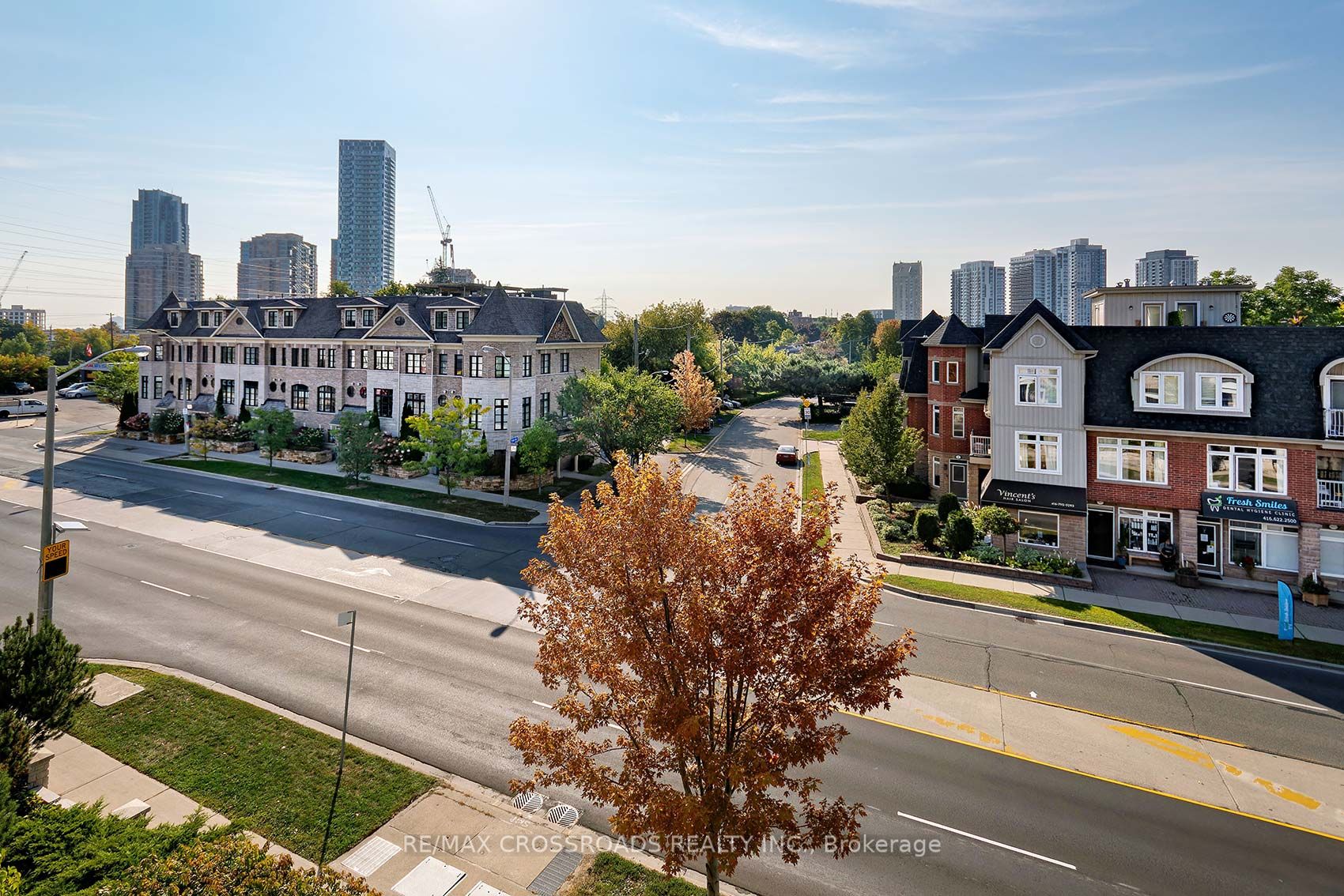 3890 Bloor Street W 6 Property Photo 30