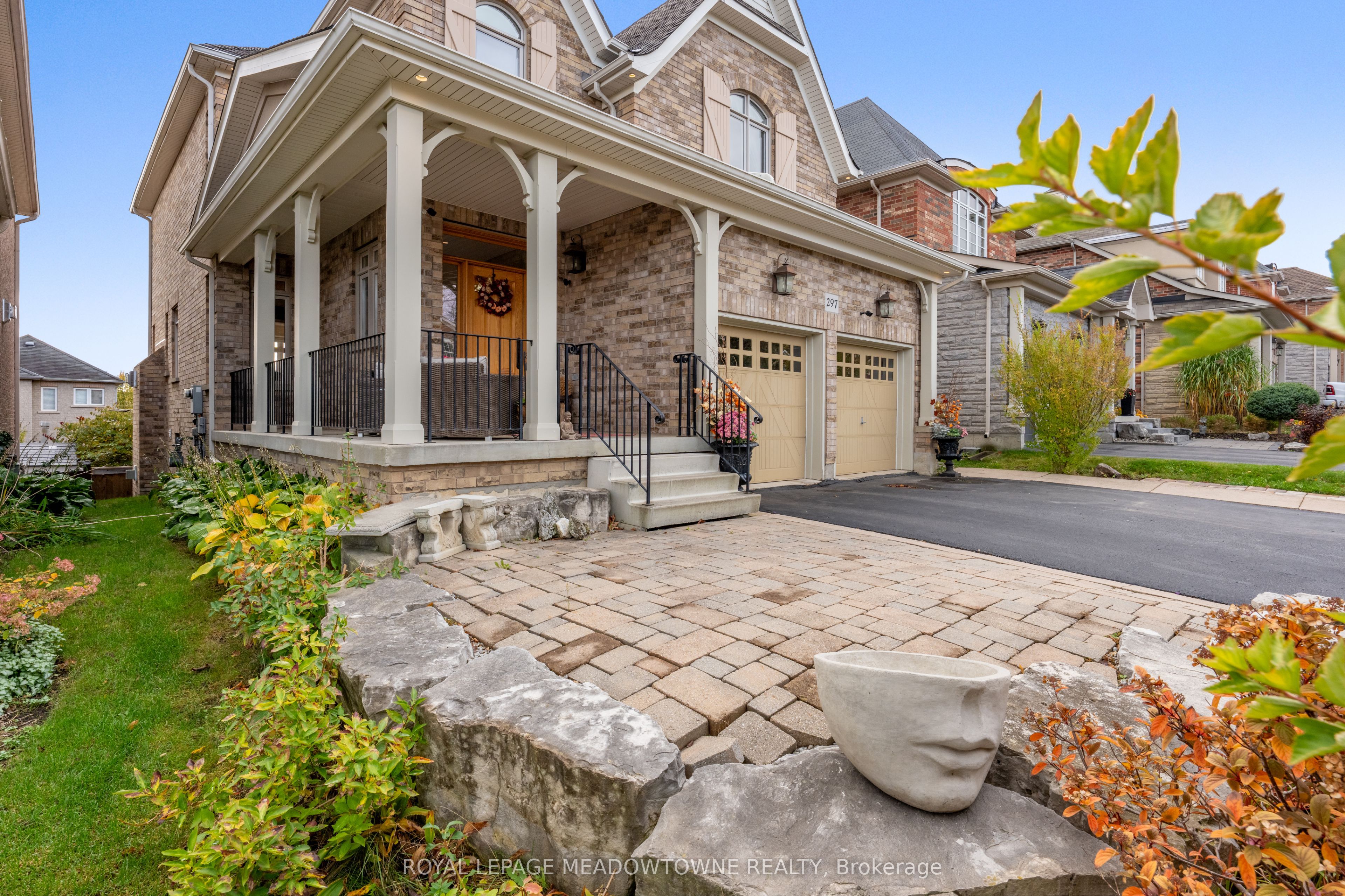 297 Eaton Street Property Photo 2