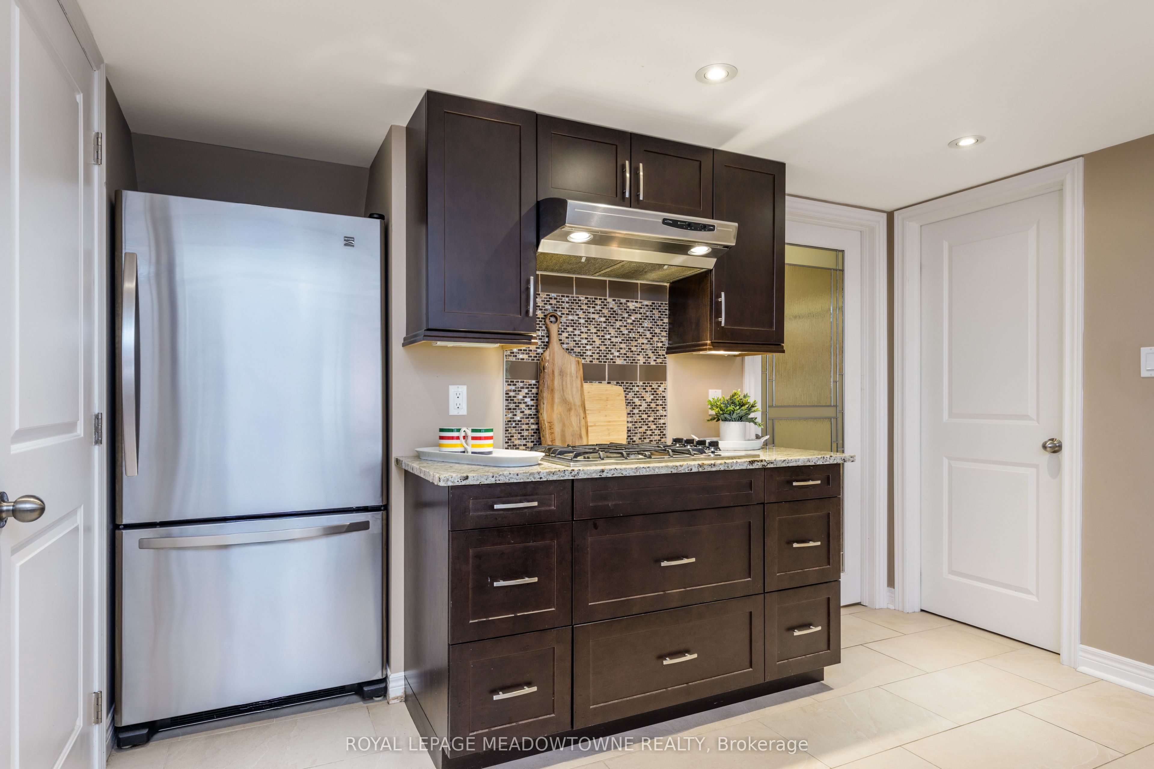 297 Eaton Street Property Photo 37