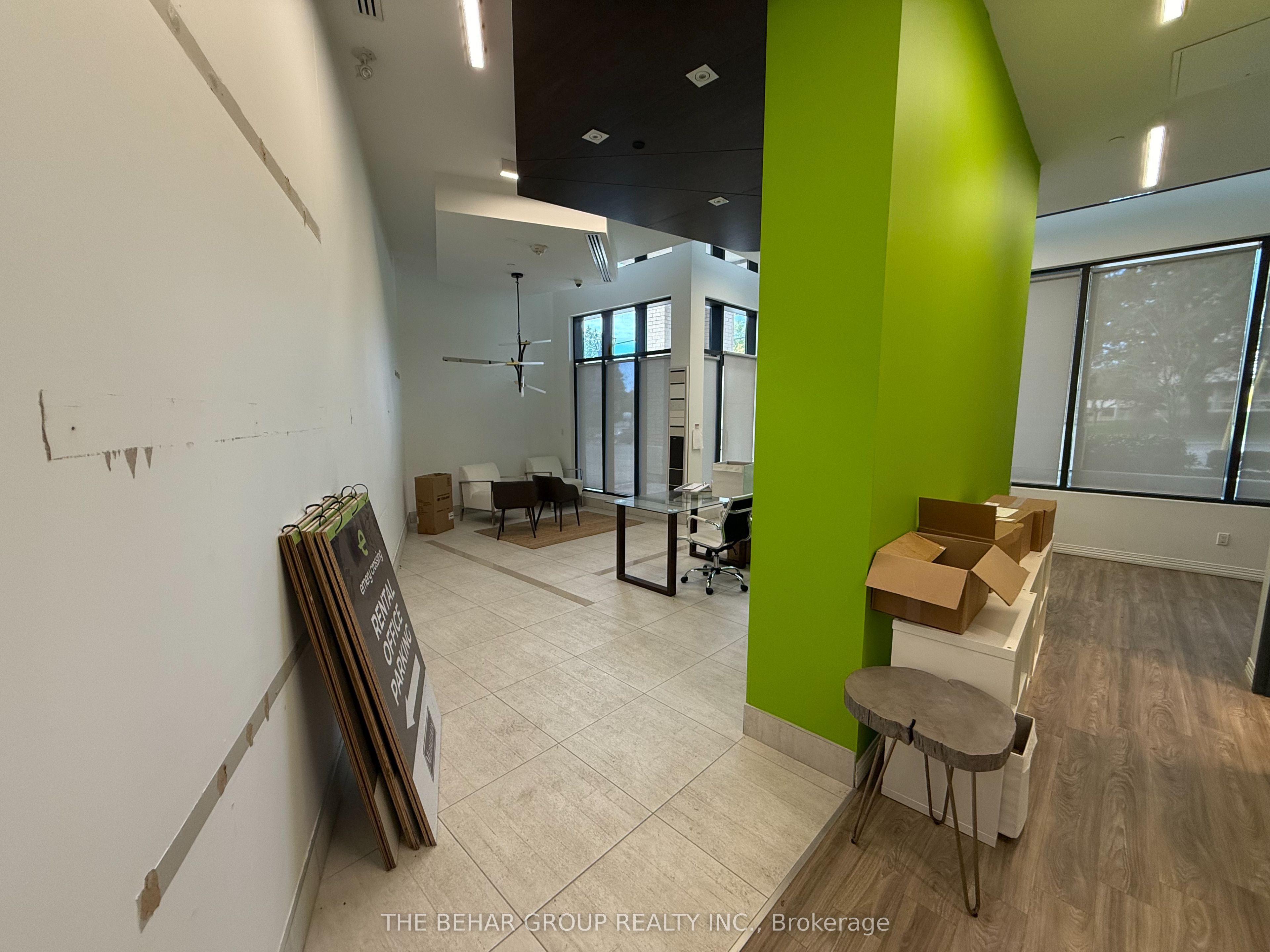 3435 Weston Road Property Photo 5