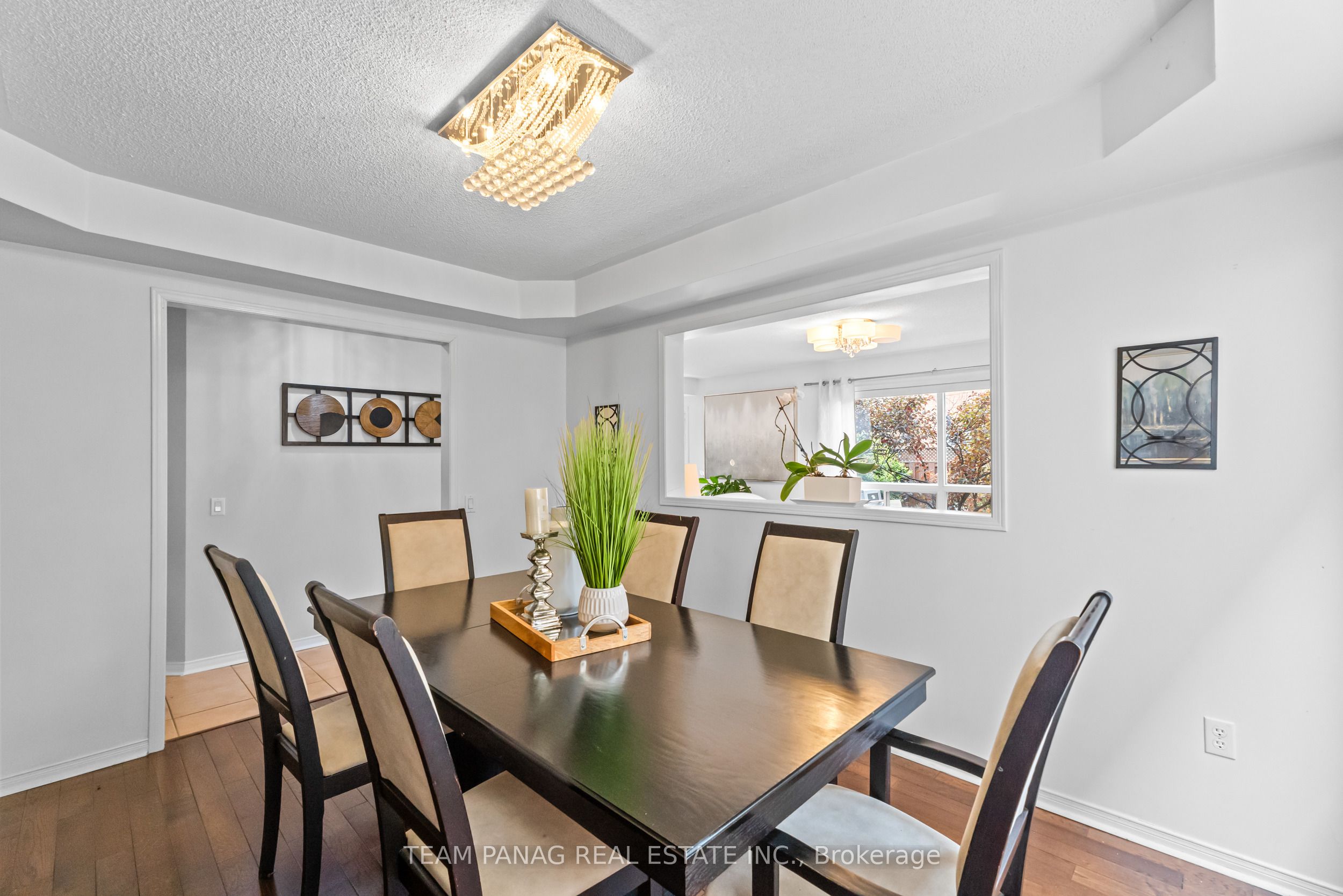 28 Charleswood Circle Property Photo 12