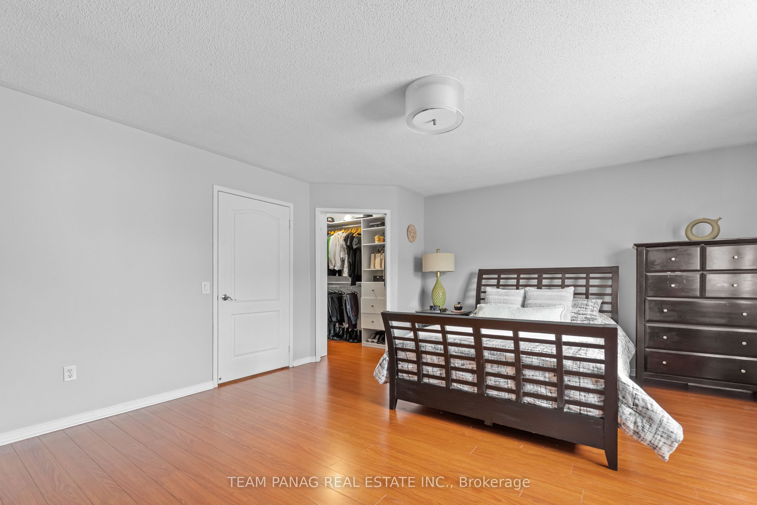 28 Charleswood Circle Property Photo 14