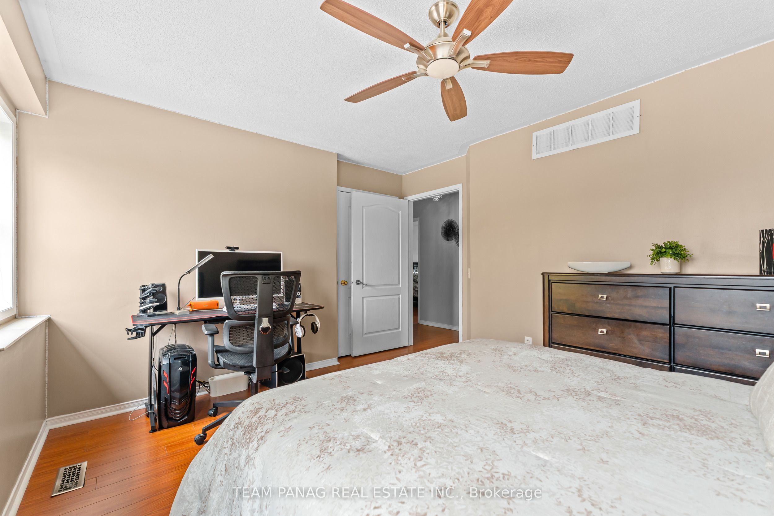 28 Charleswood Circle Property Photo 19