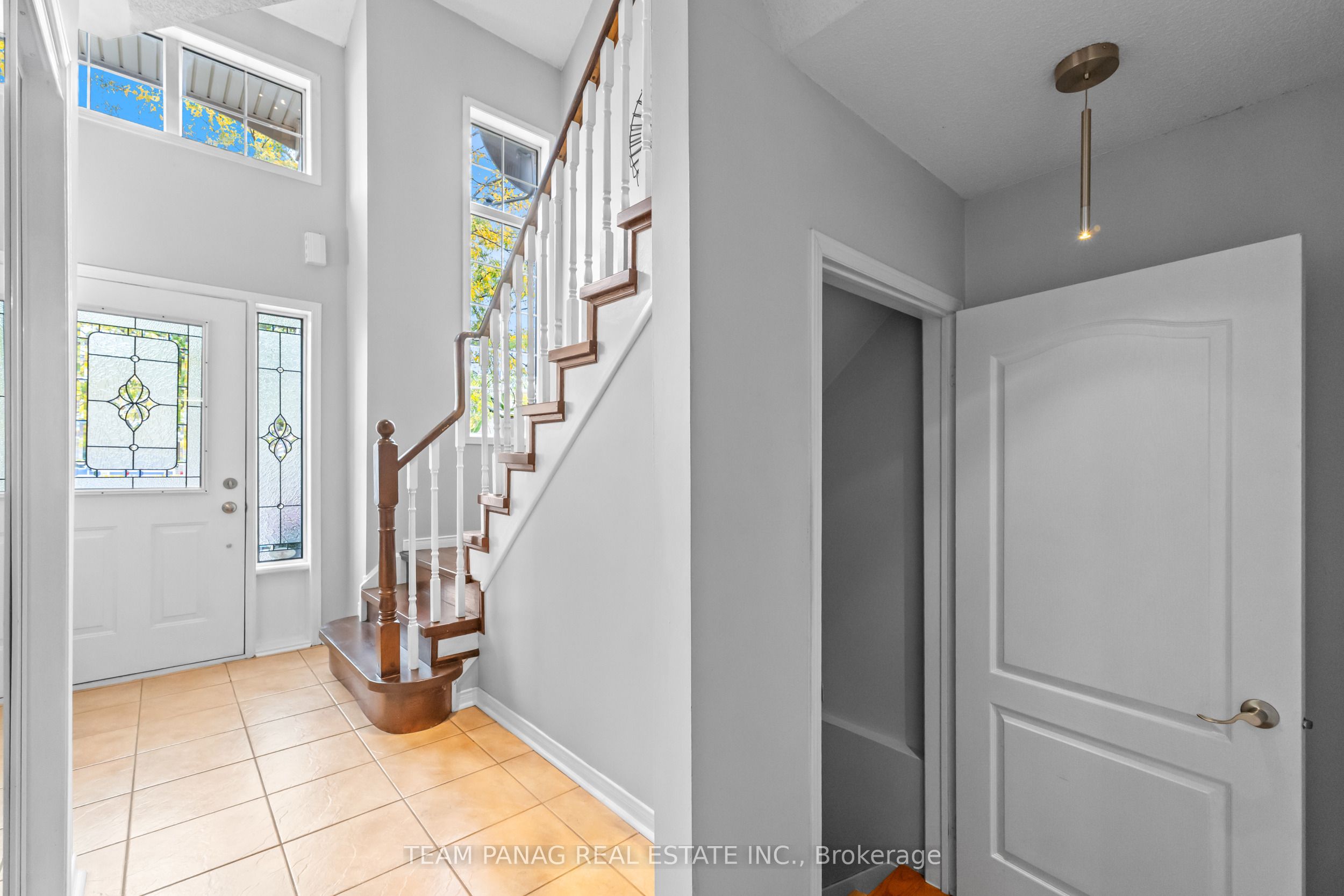 28 Charleswood Circle Property Photo 22