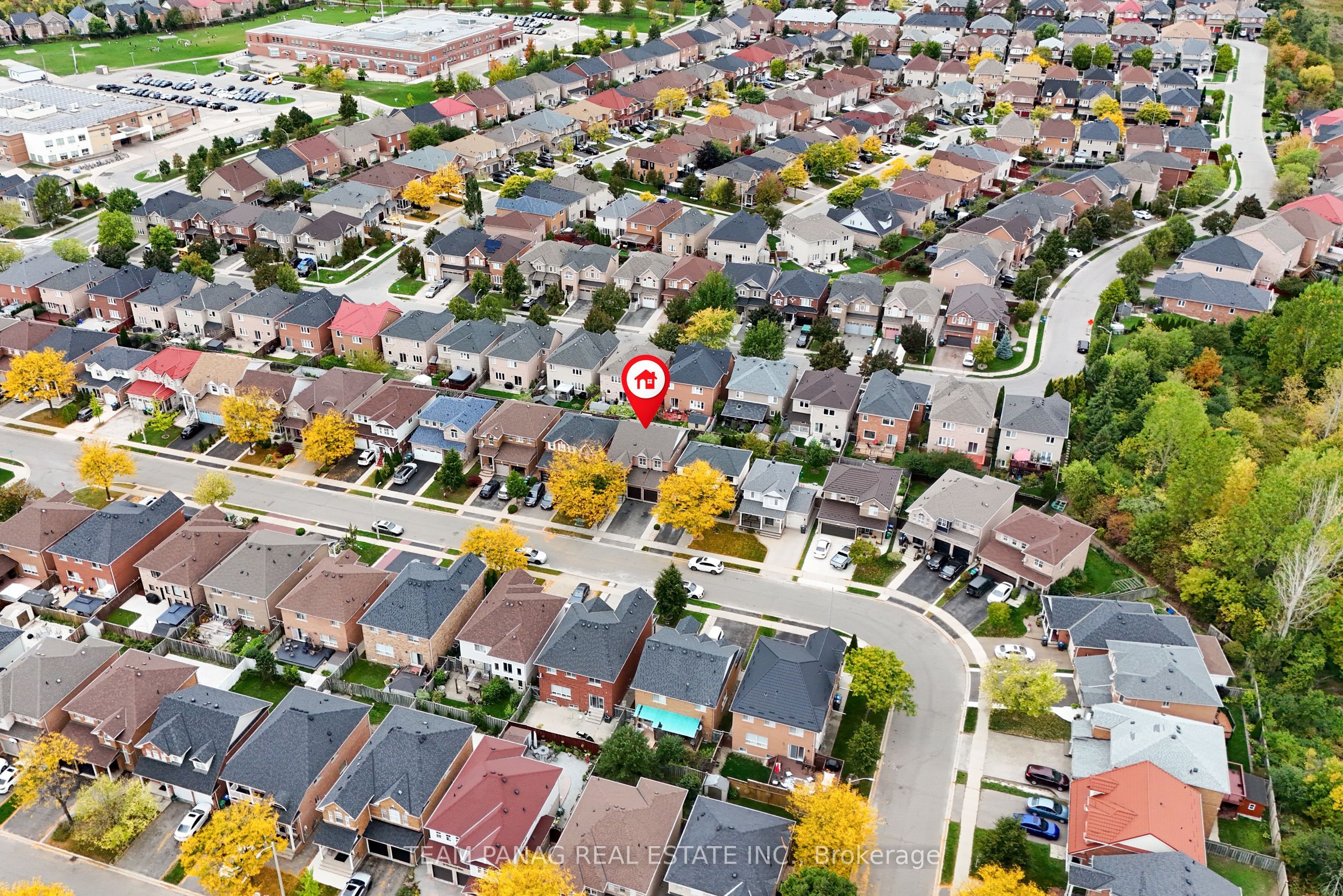 28 Charleswood Circle Property Photo 34